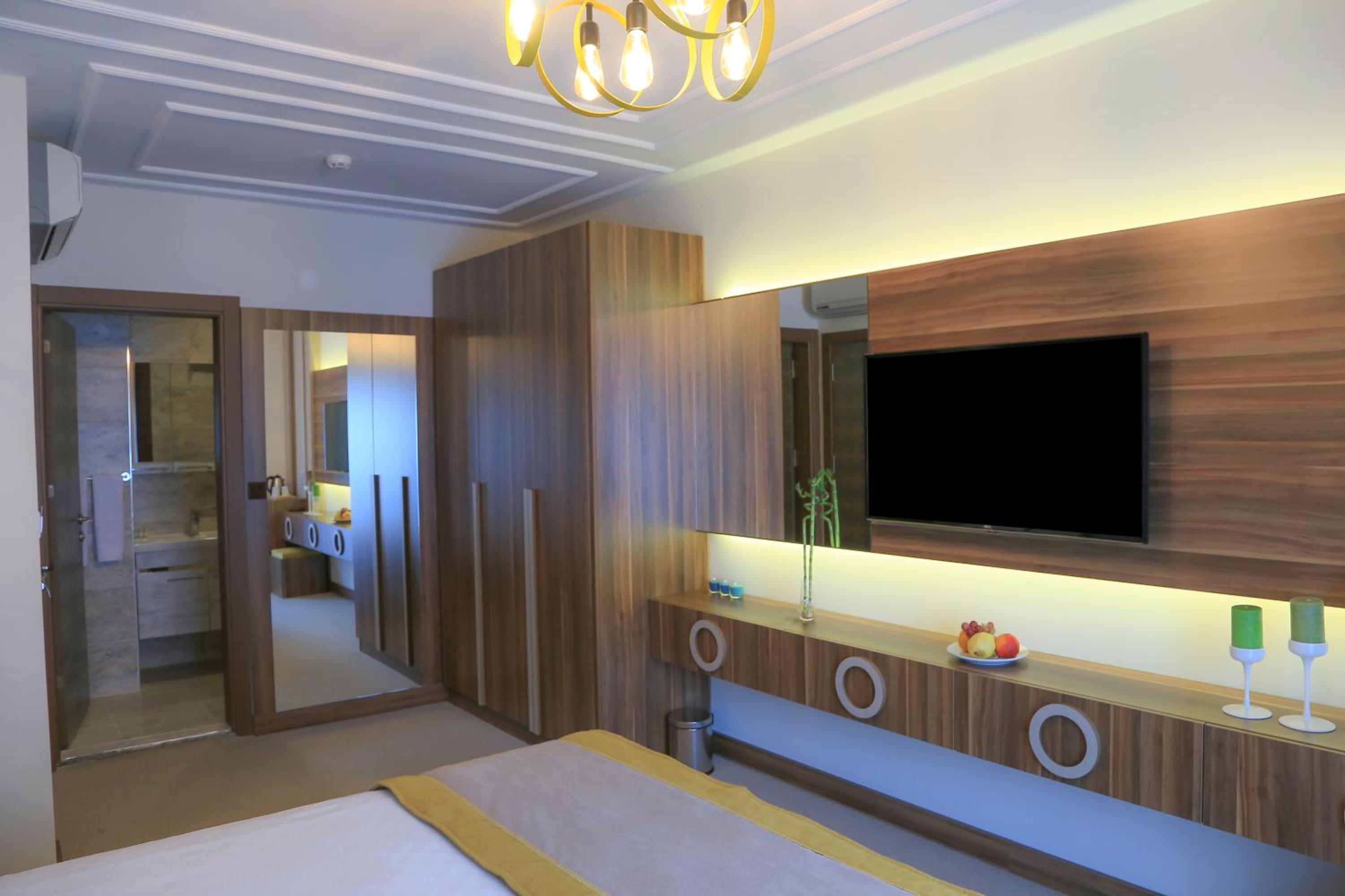 Standard Double Room - Photo 21