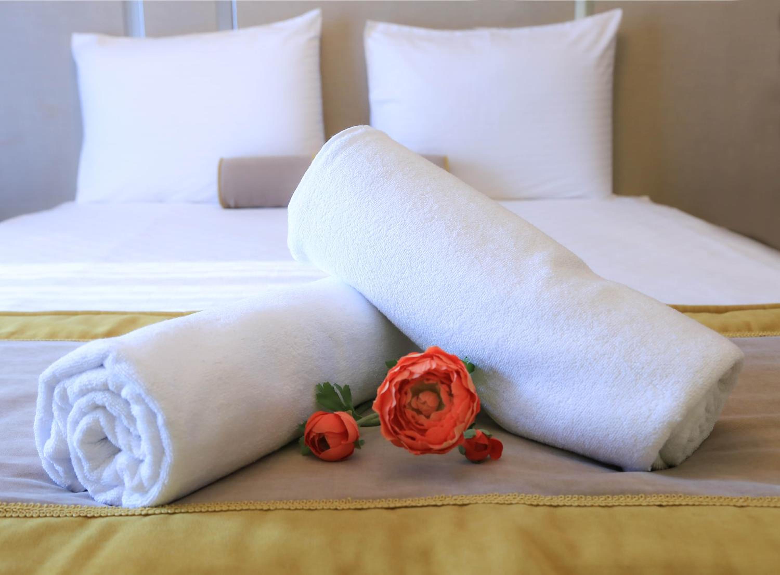 Standard Double Room - Photo 10