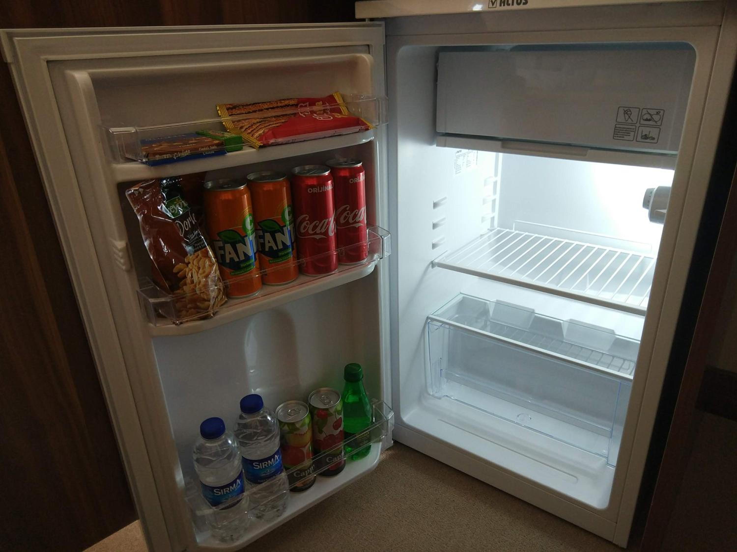 Standard Double Room - Photo 13