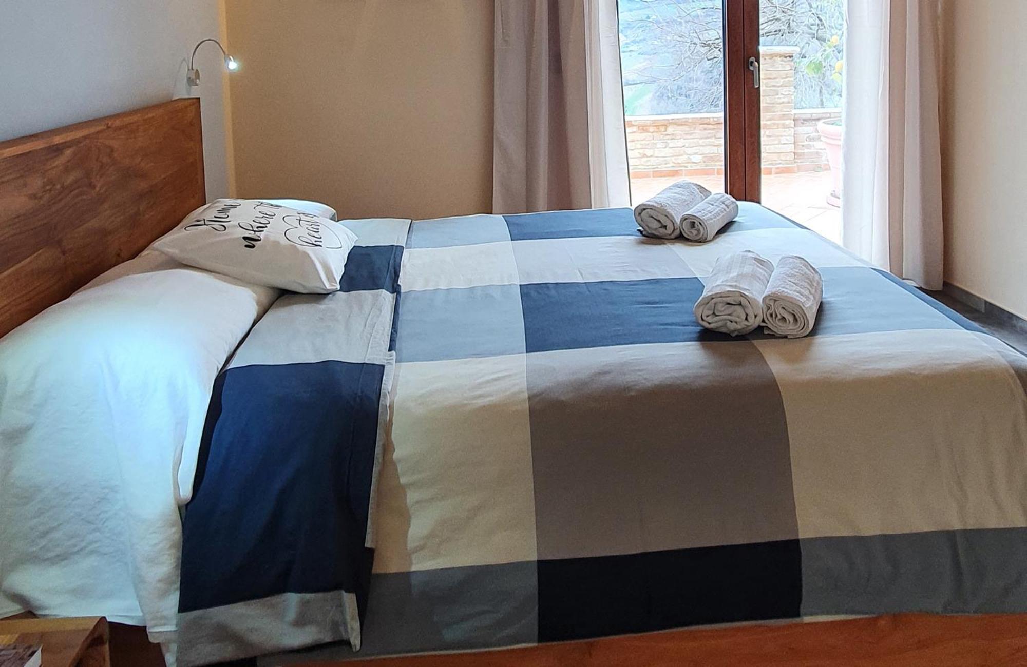 Deluxe Double Room with Balcony and Sea View photo 1