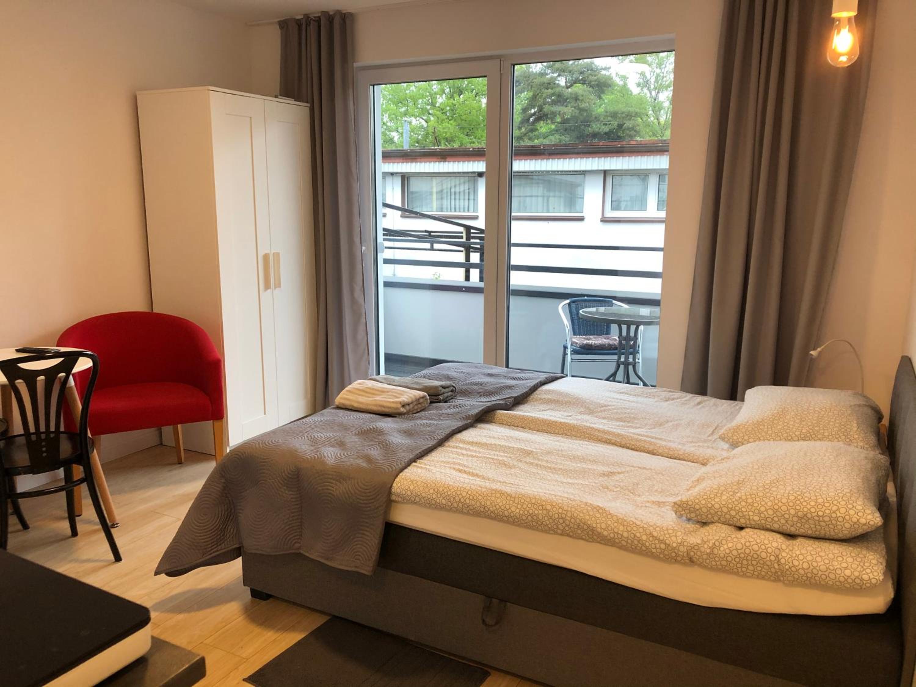 Deluxe Double Room with Balcony - Photo 1