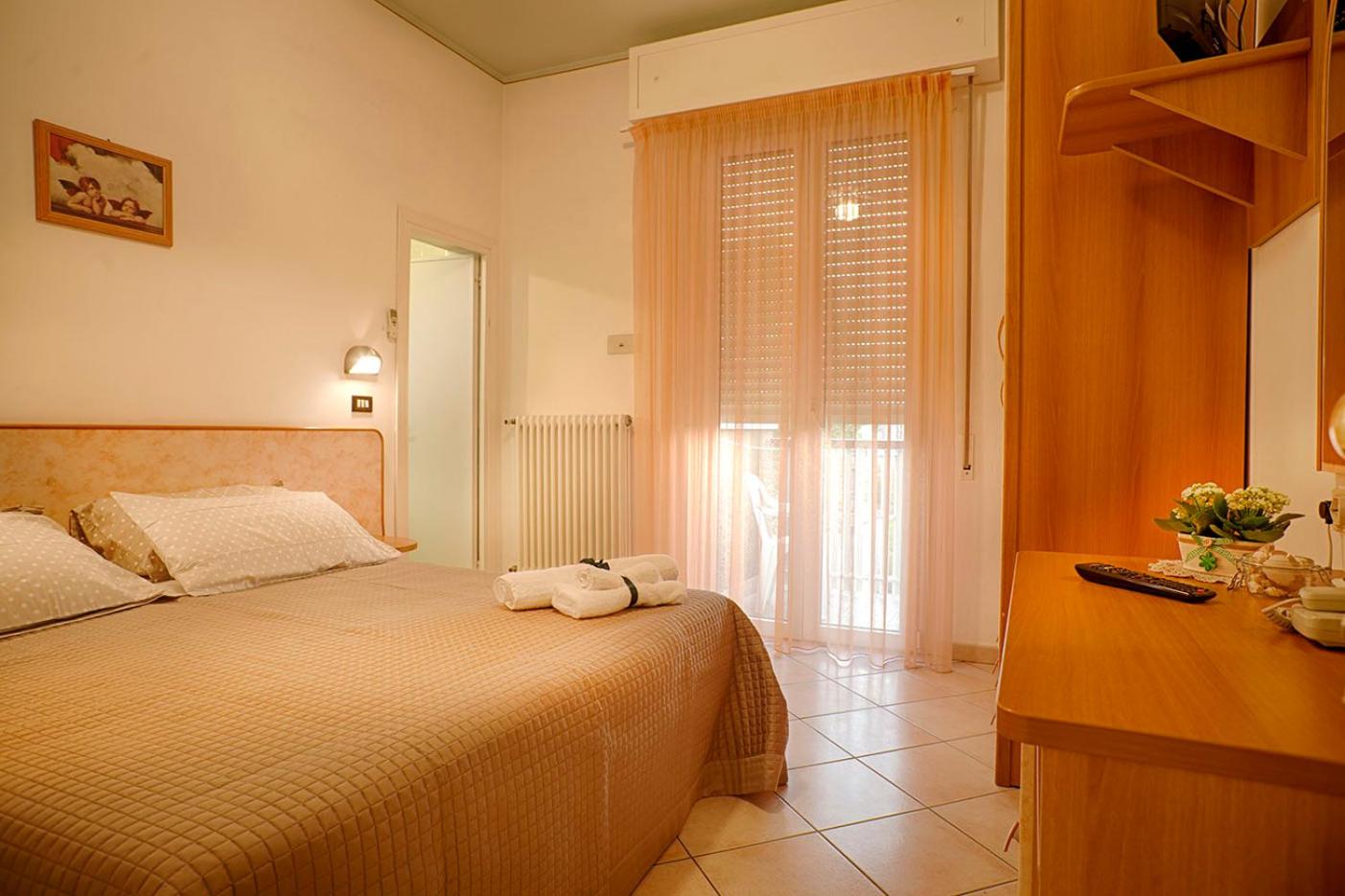 Superior Double or Twin Room with Sea View