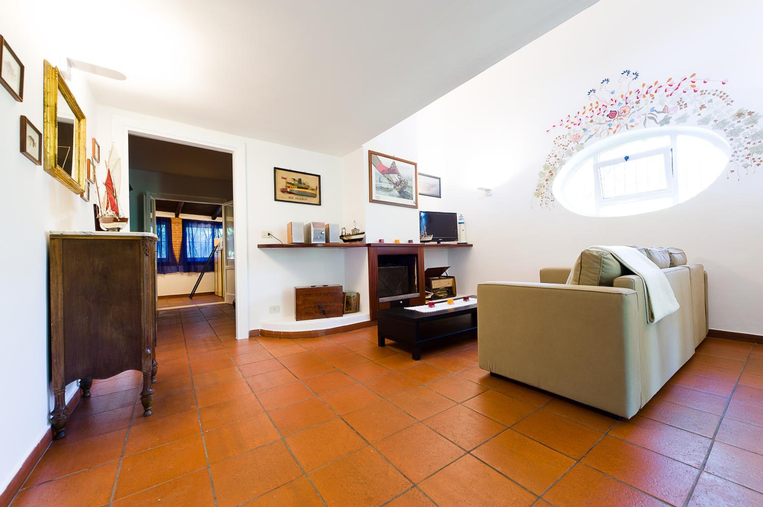 Three-Bedroom House photo 1