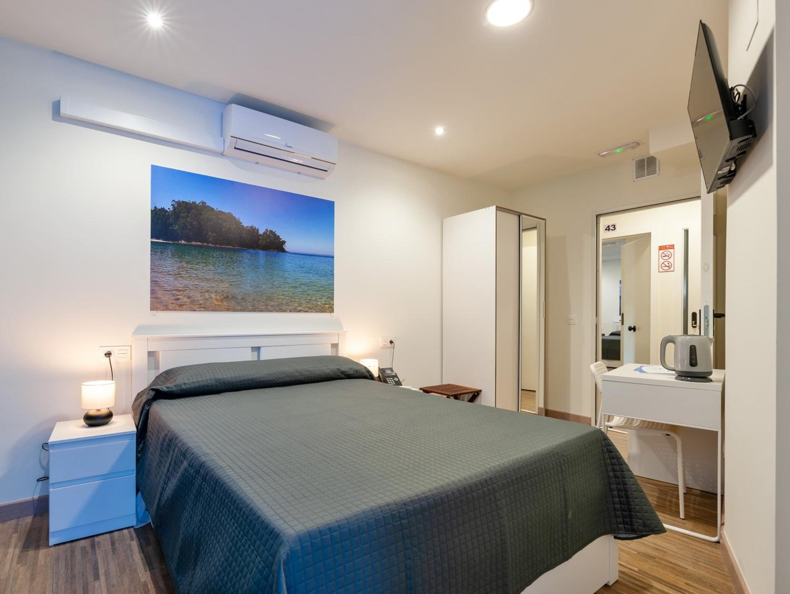 Deluxe Double Room - Photo 1