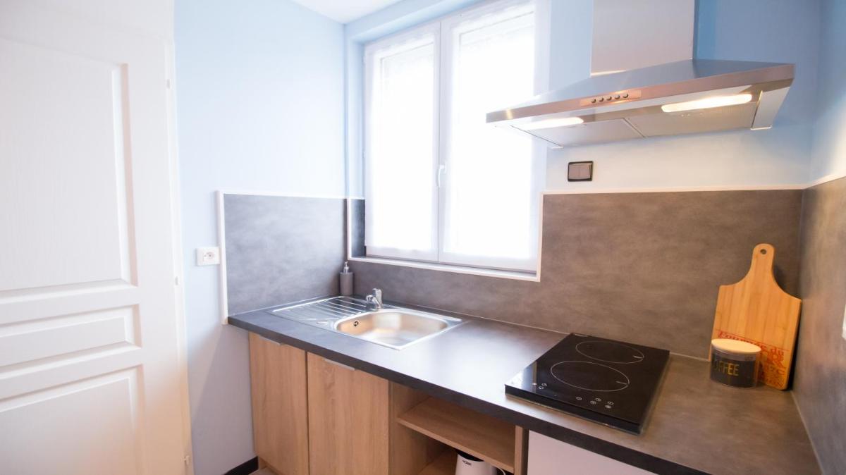 Apartment photo 2