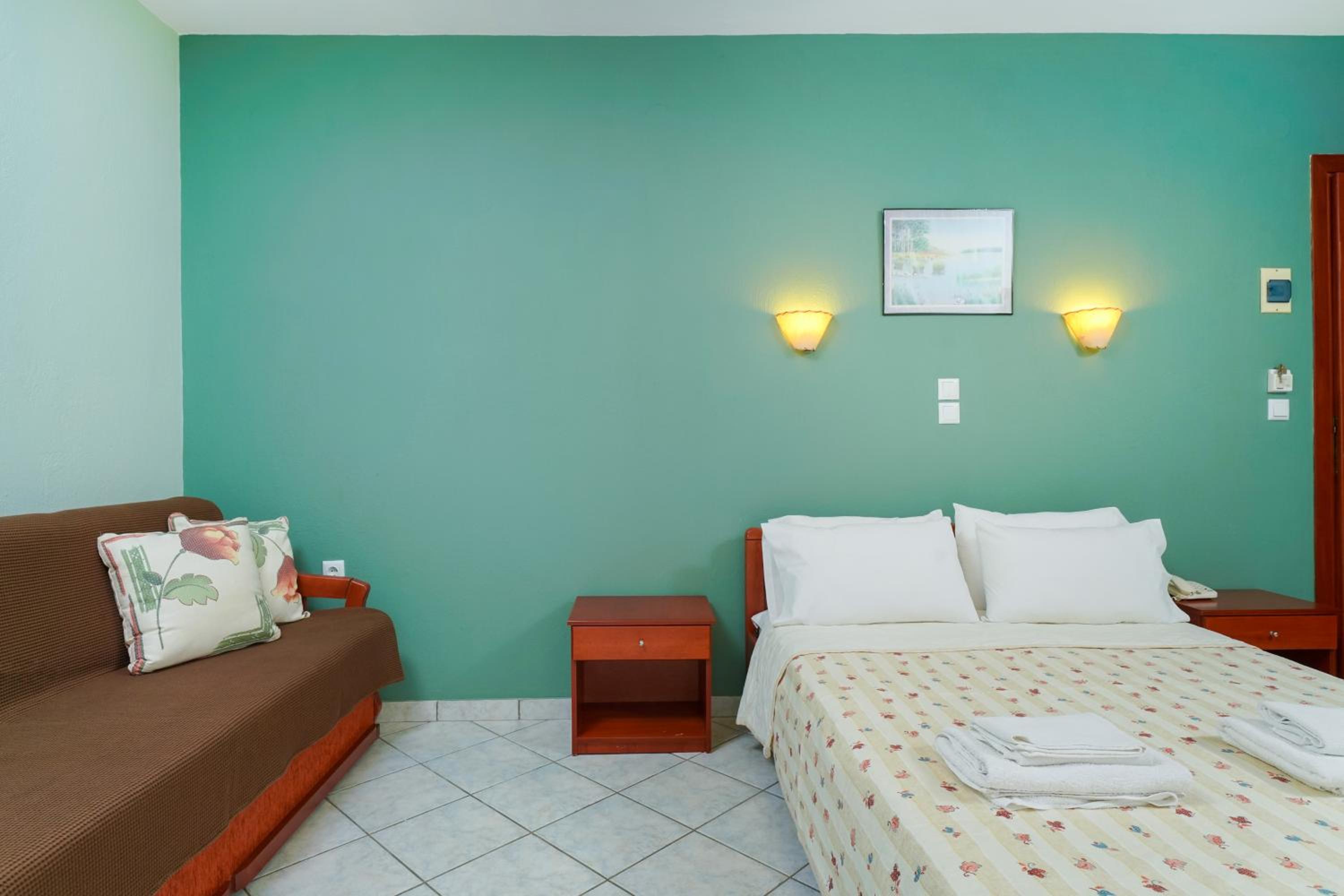 Standard Quadruple Room photo 1