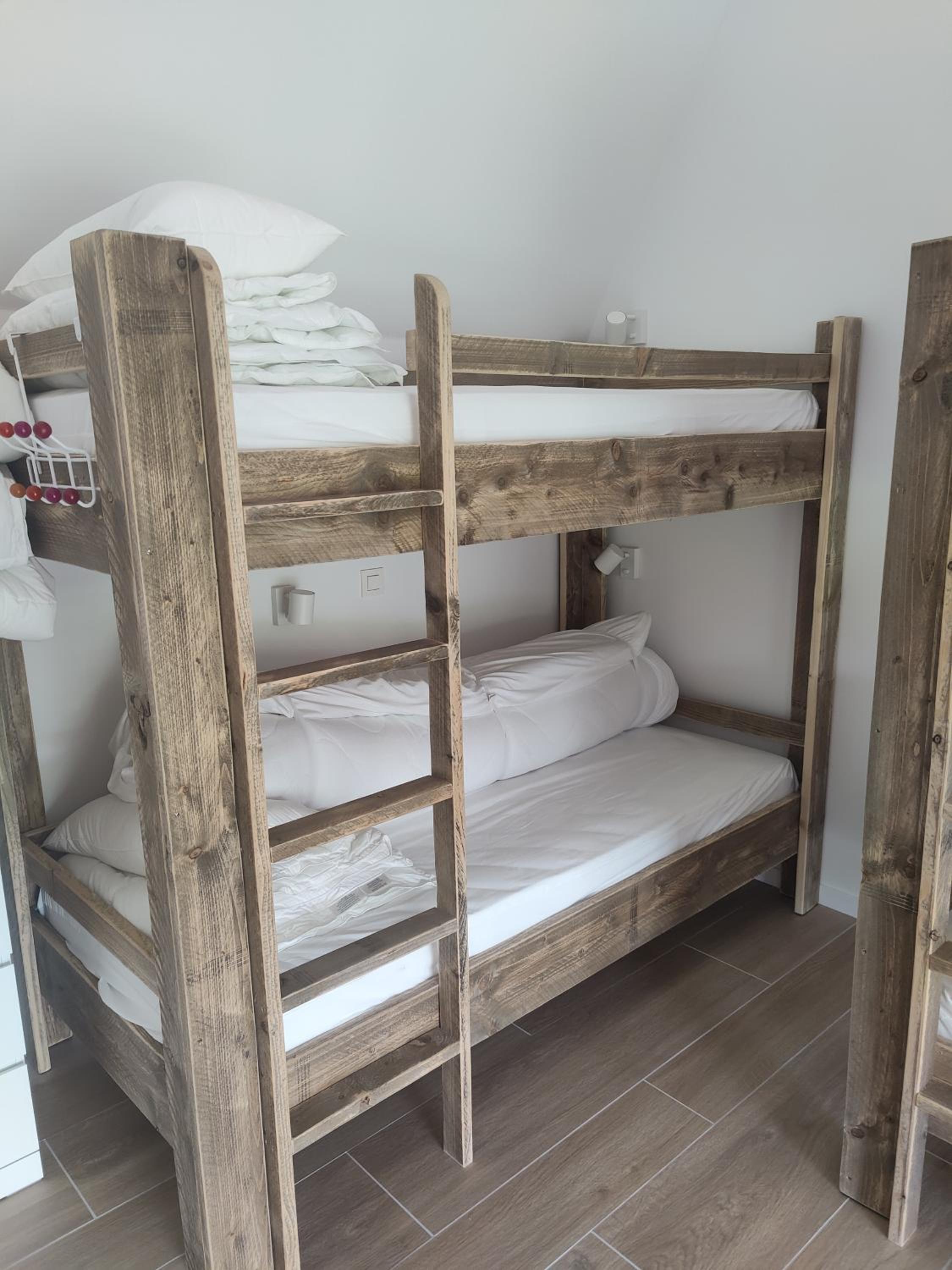 6-Bed Mixed Dormitory Room photo 3