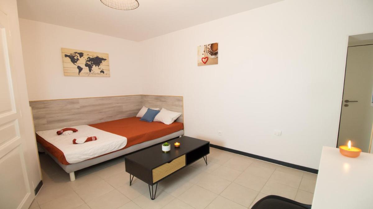 Apartment - Ground Floor photo 1
