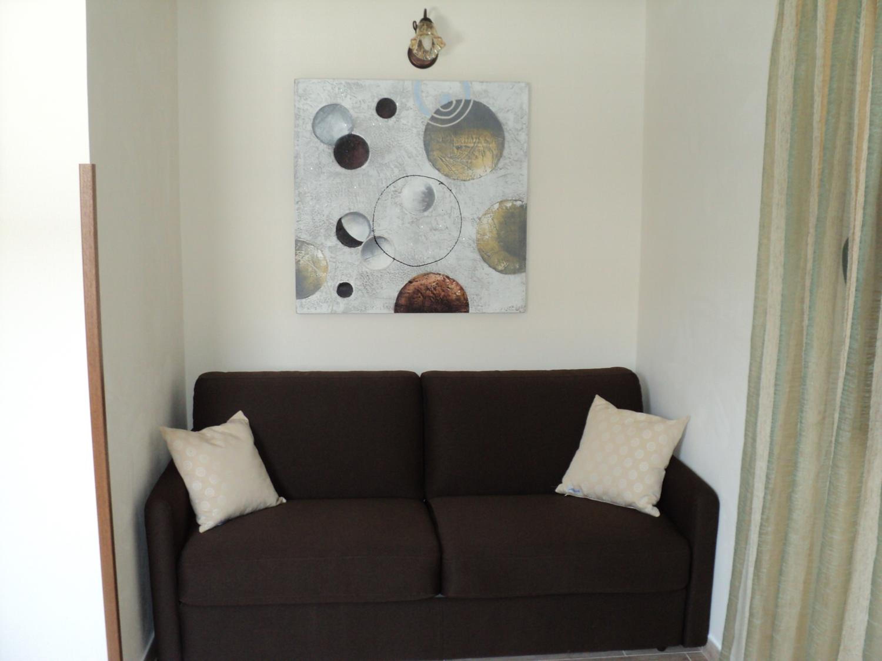 Large Double Room - Split Level photo 3