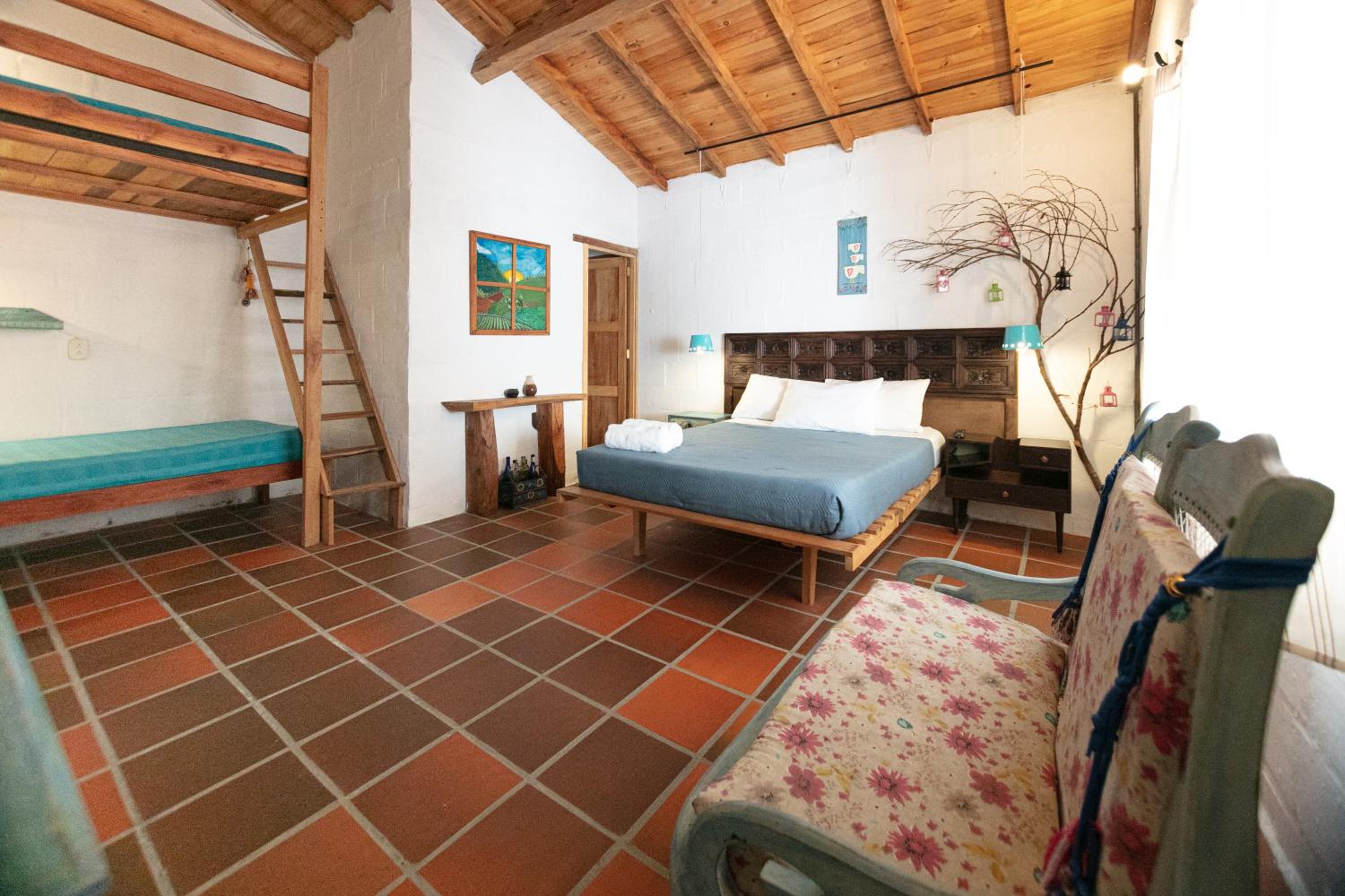 One-Bedroom House photo 1