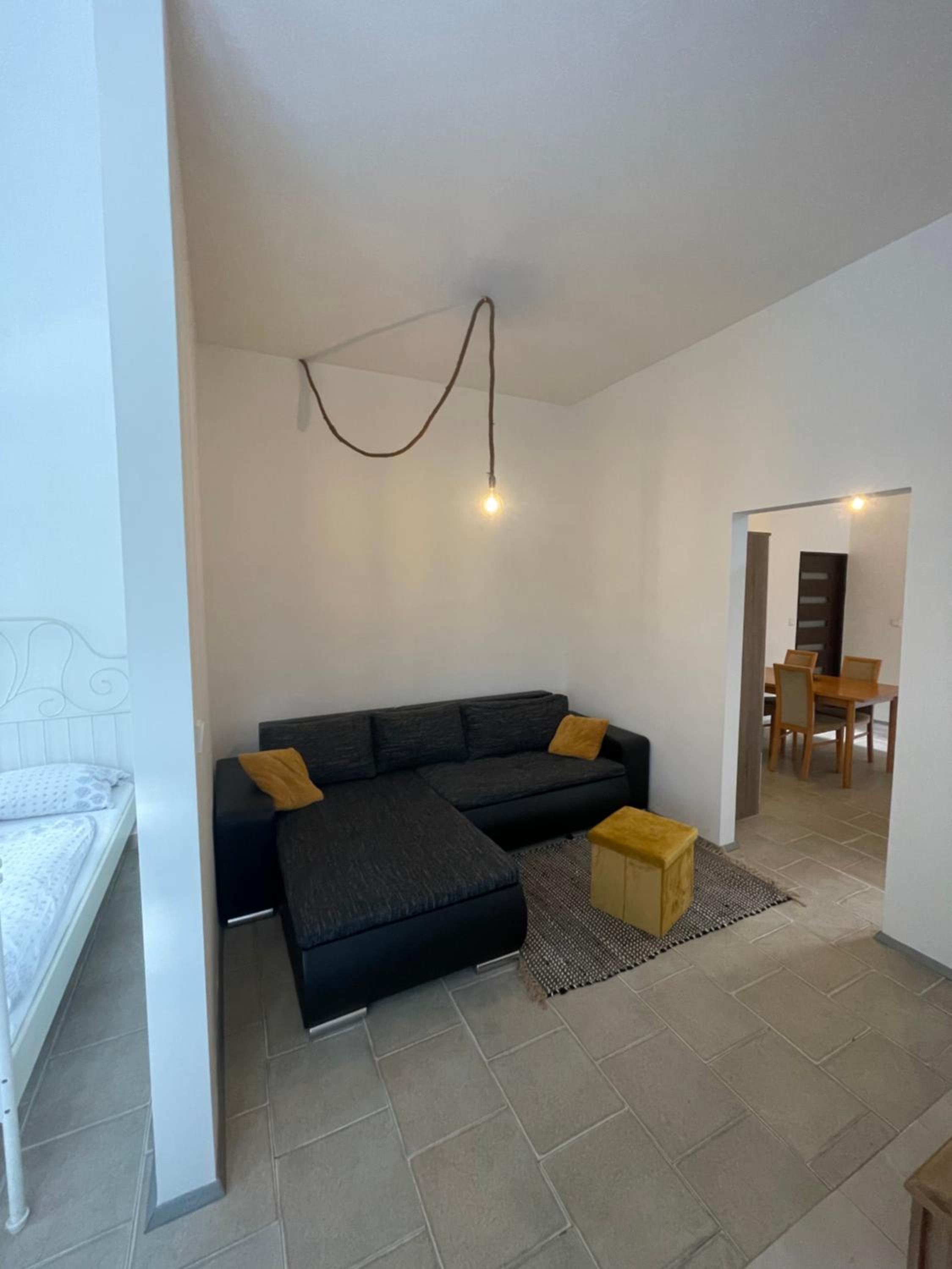 One-Bedroom Apartment photo 2