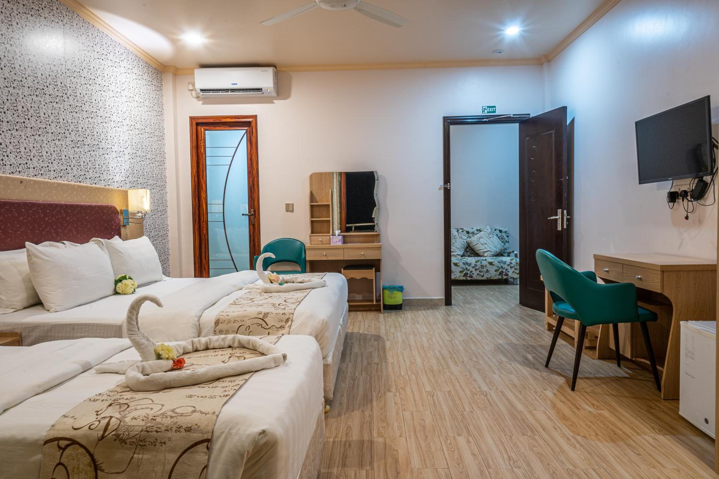 Superior Triple Room with Sea View