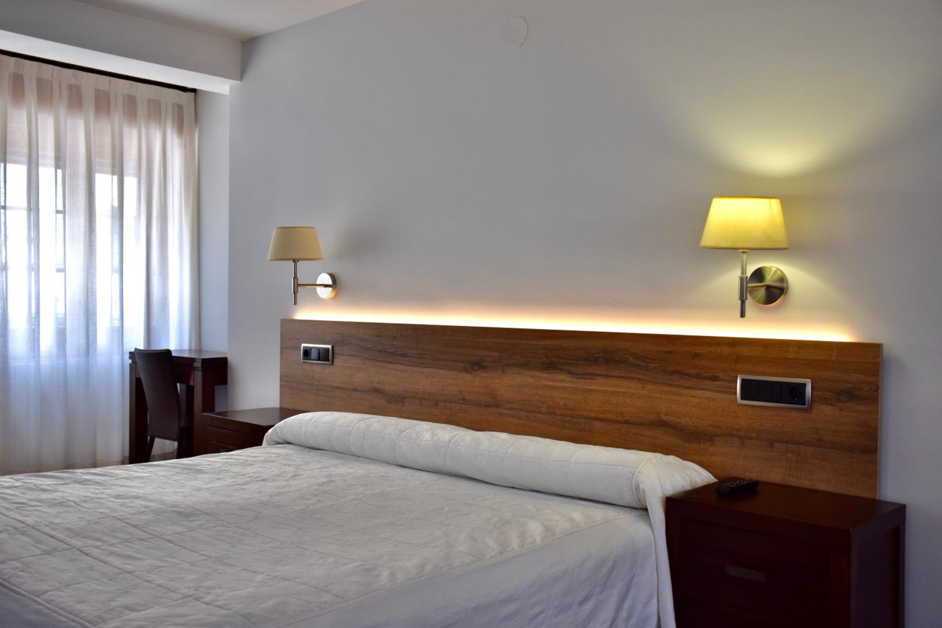 Double or Twin Room photo 3