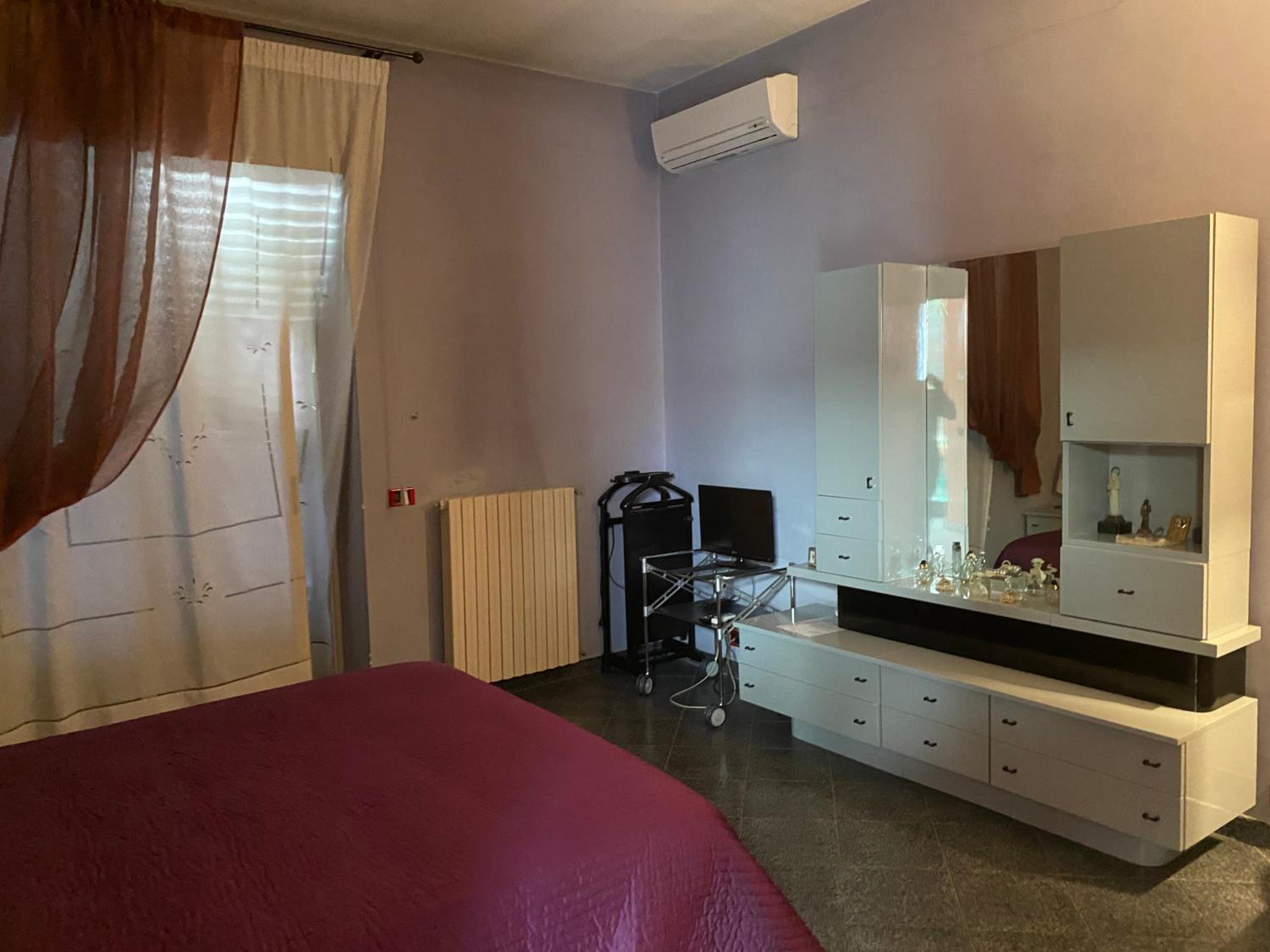 Double Room with Shared Bathroom photo 1