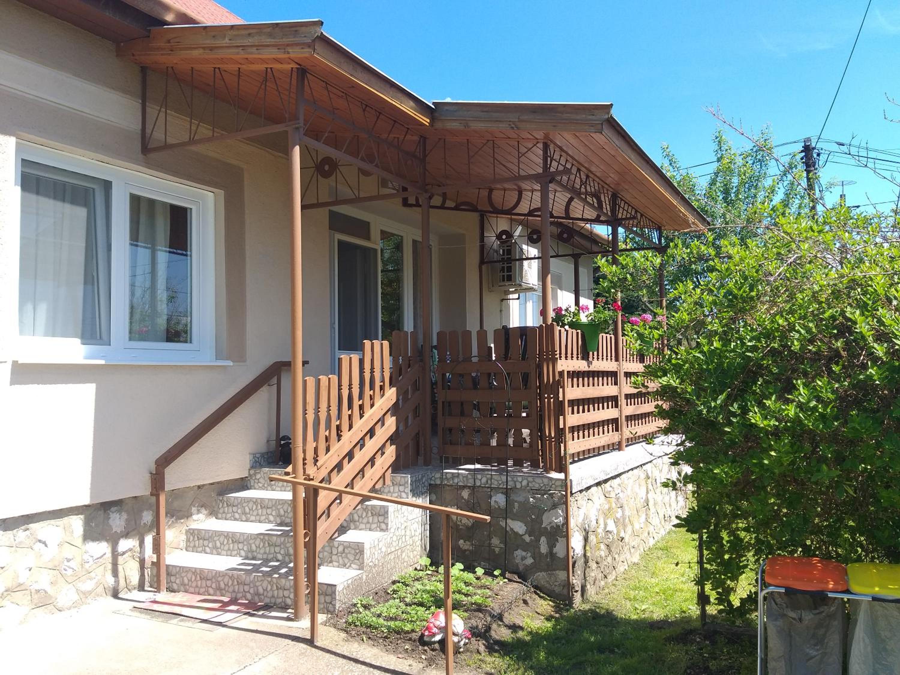 Two-Bedroom House photo 2