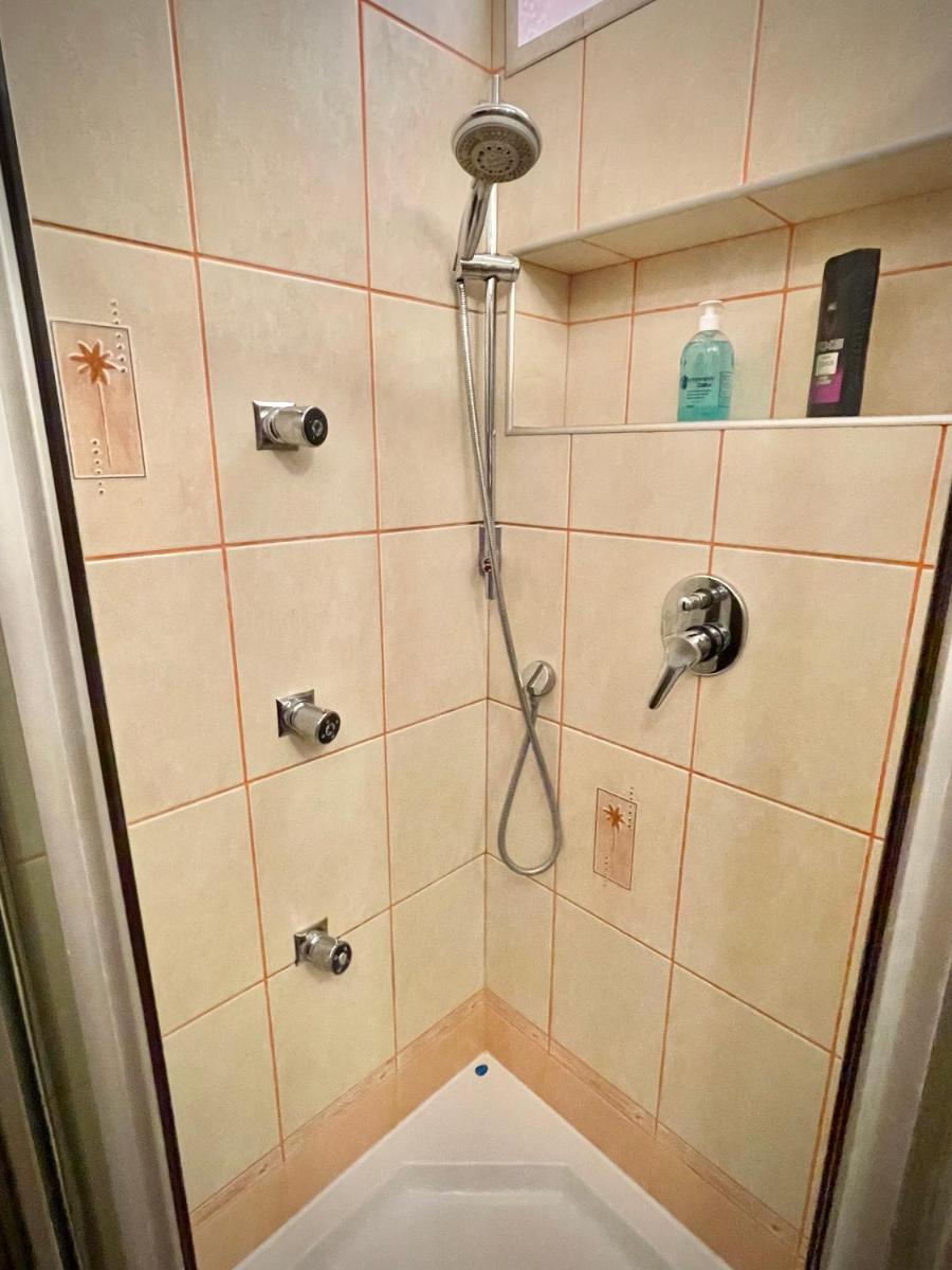 Apartment - Photo 21
