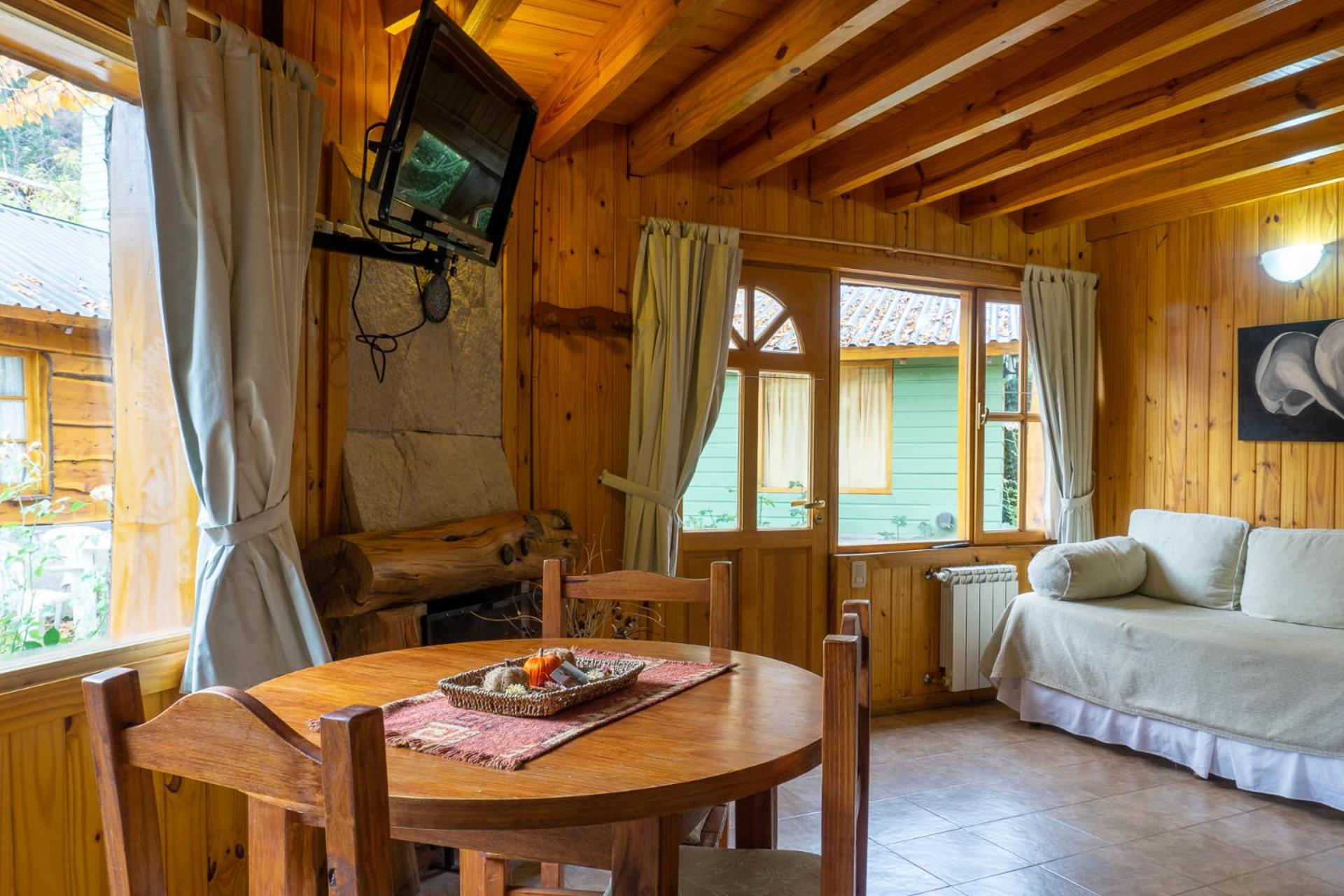 Bungalow Superior (3 Adults) photo 3