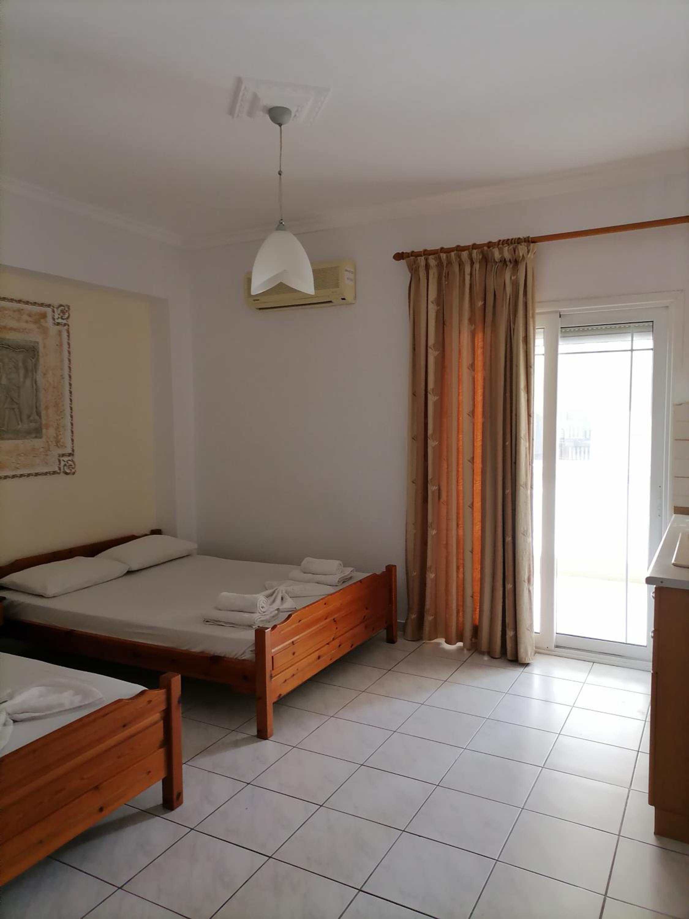 Comfort Triple Room - Photo 21