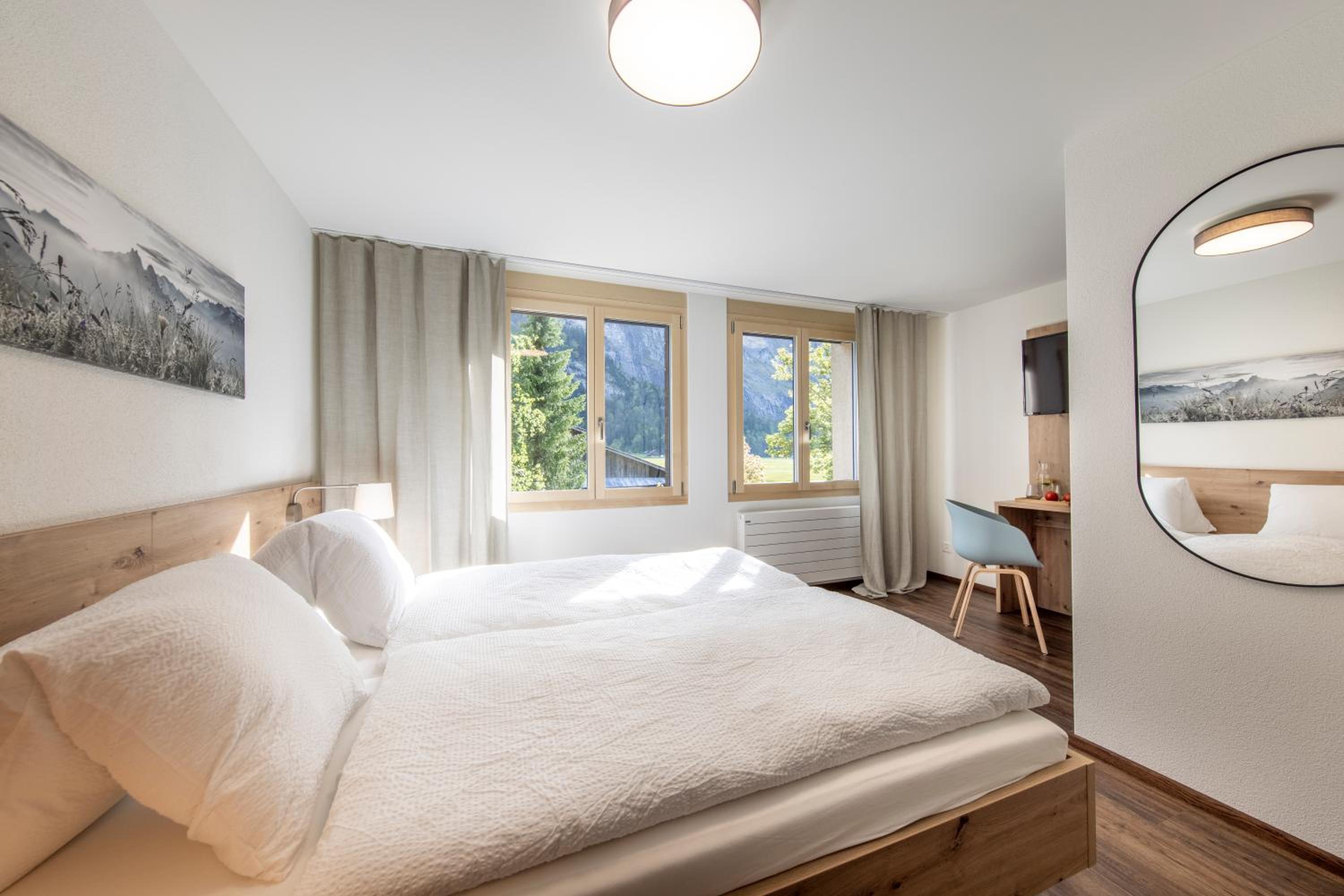Large Double Room photo 2