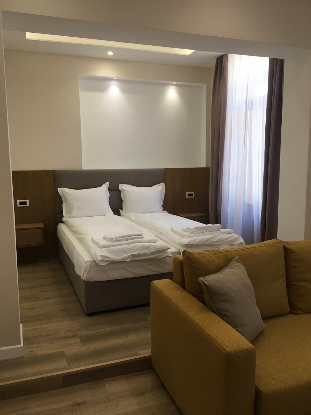 Deluxe Double Room - Photo 4
