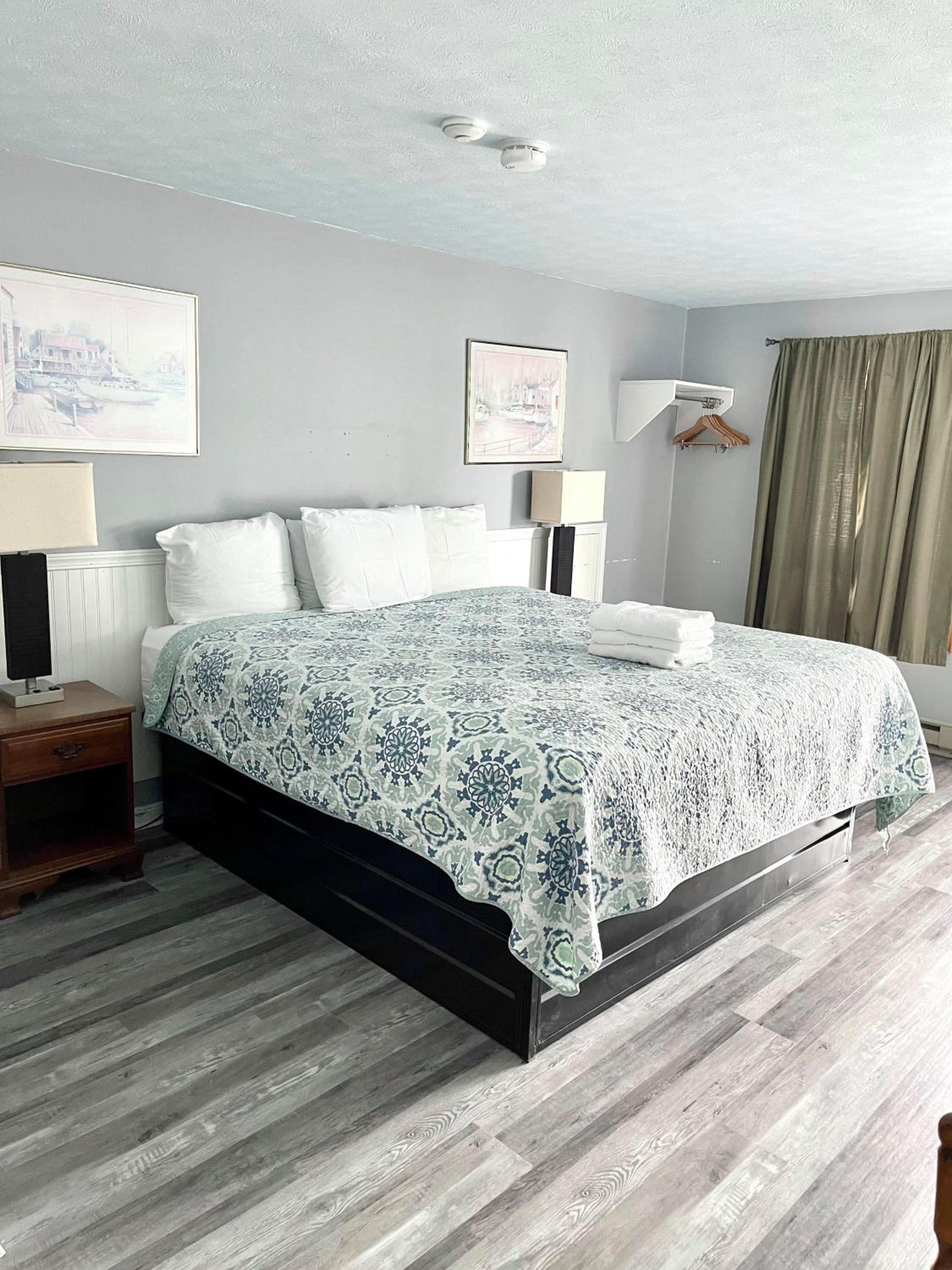 King Room (First Floor) photo 2
