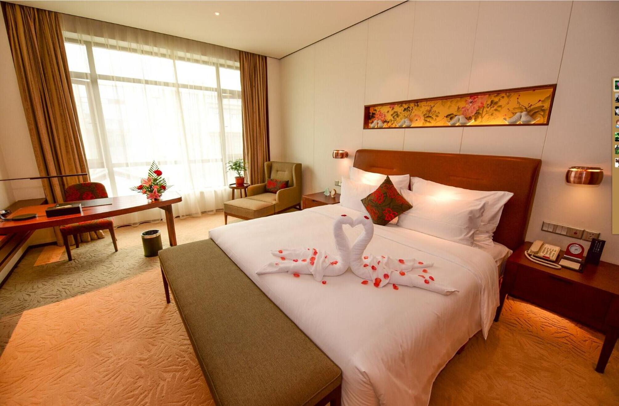 Deluxe Double Room photo 2