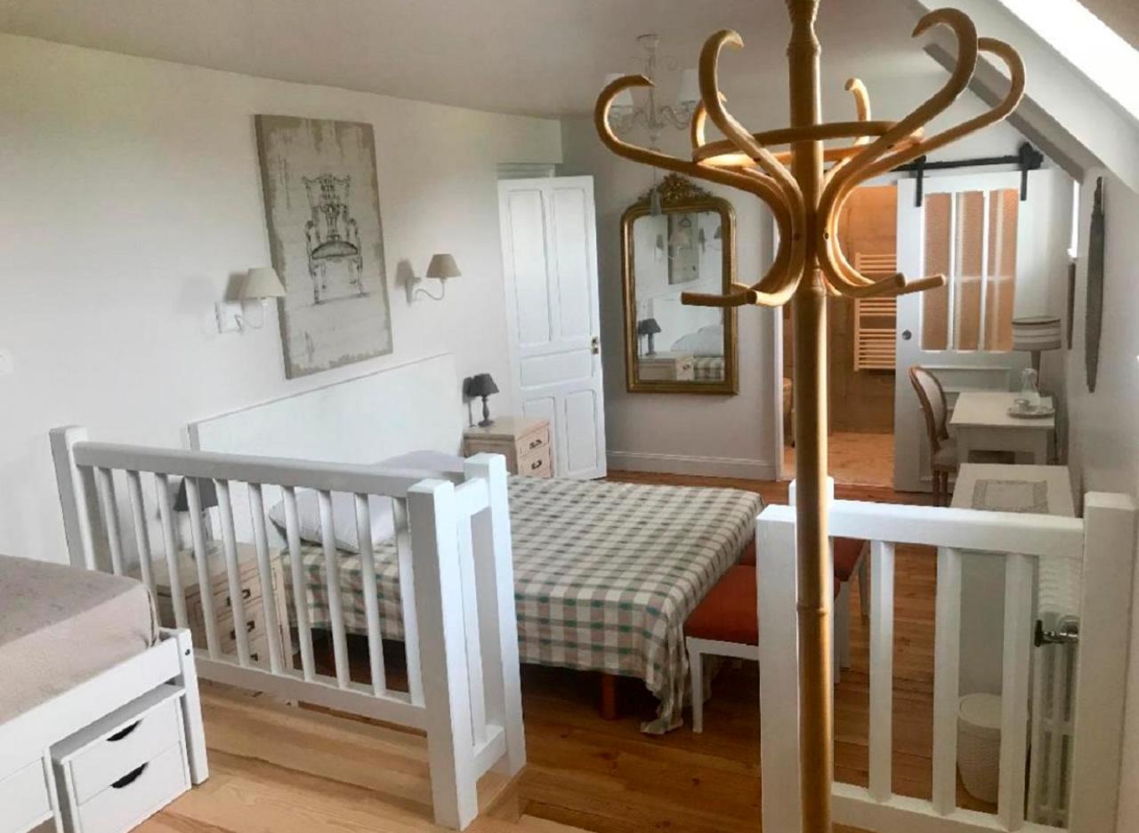 Deluxe Room (2 Adults + 1 Child) photo 2
