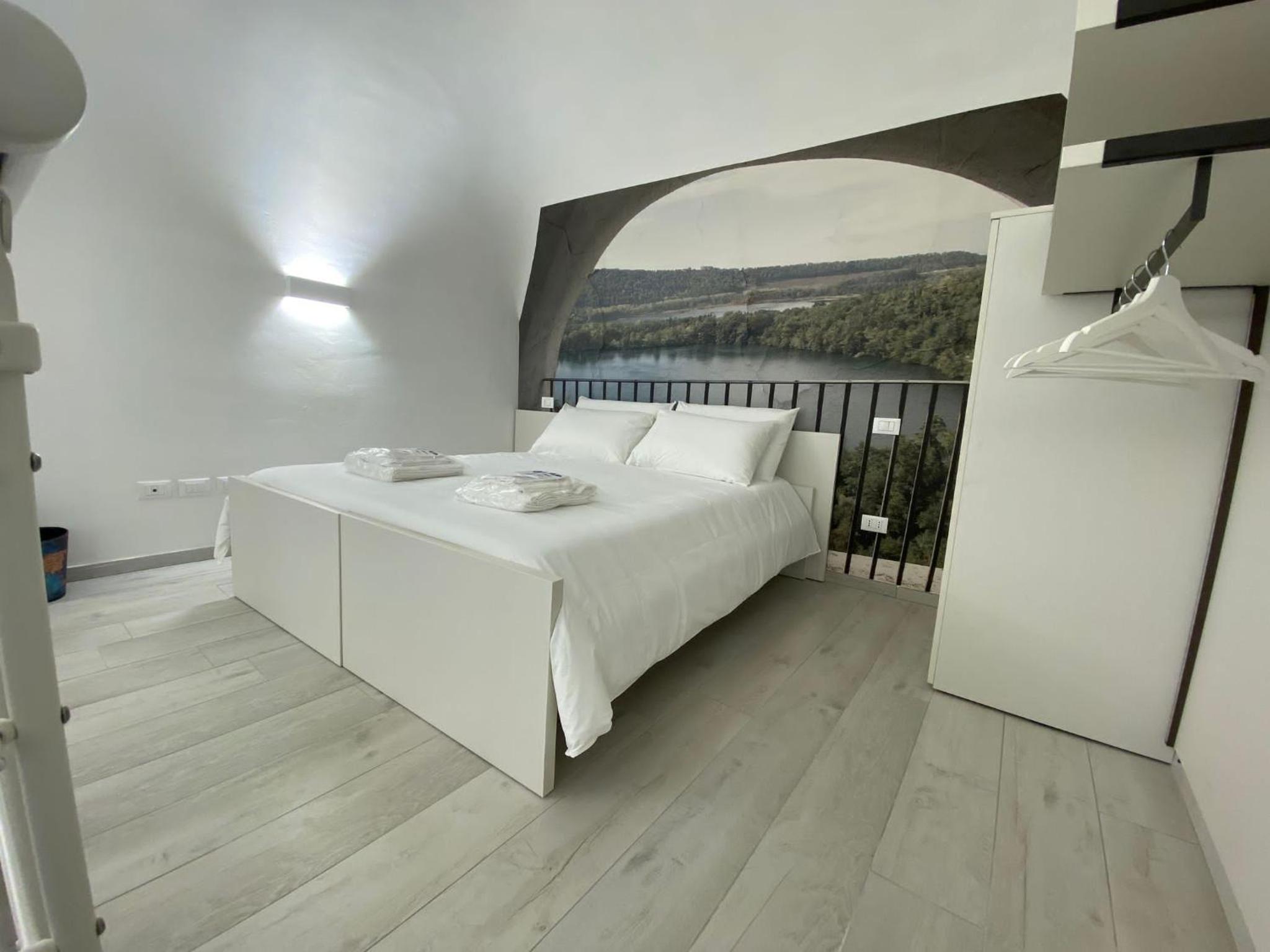 One-Bedroom House - Photo 10