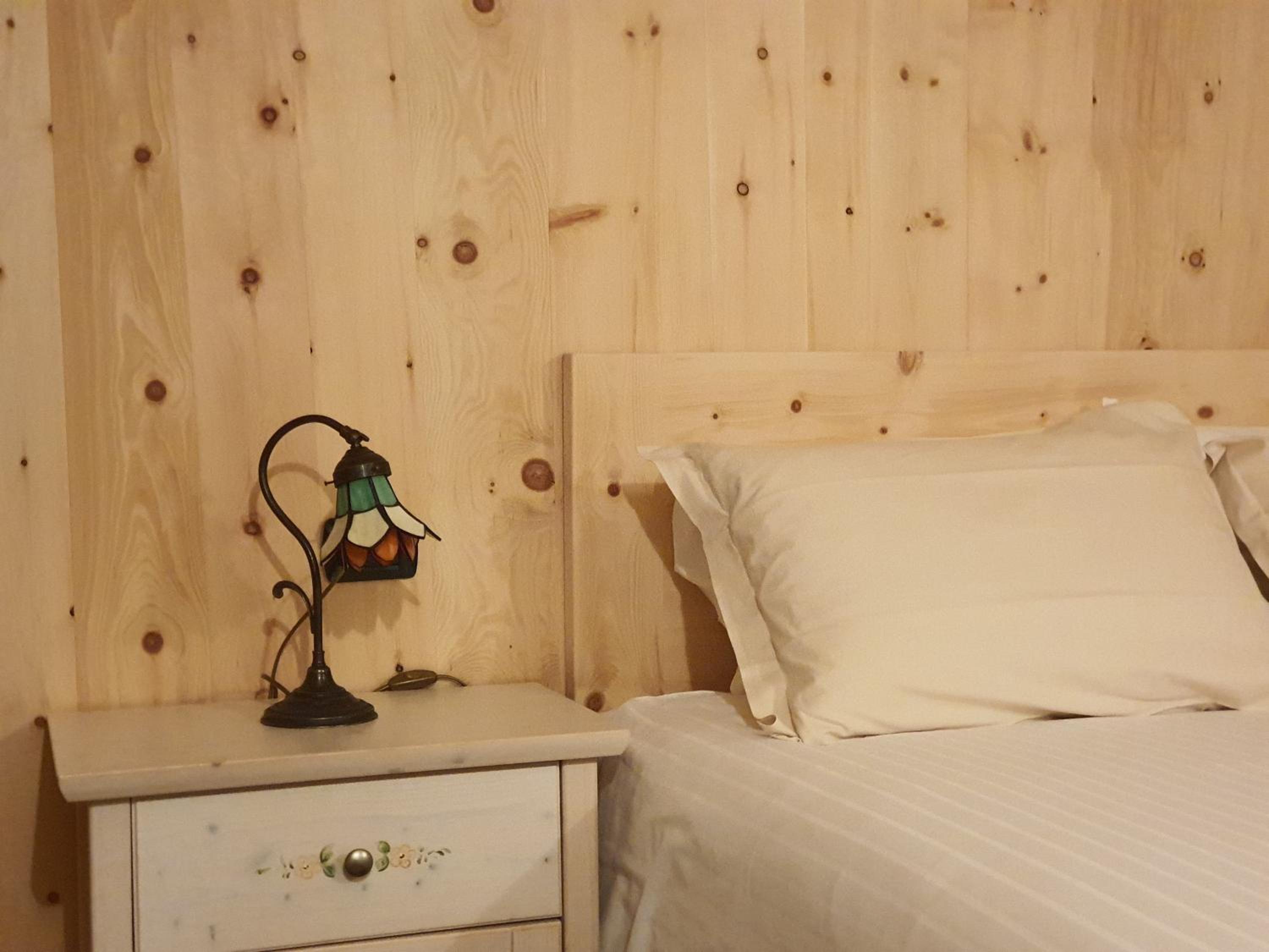 One-Bedroom Apartment - Photo 7