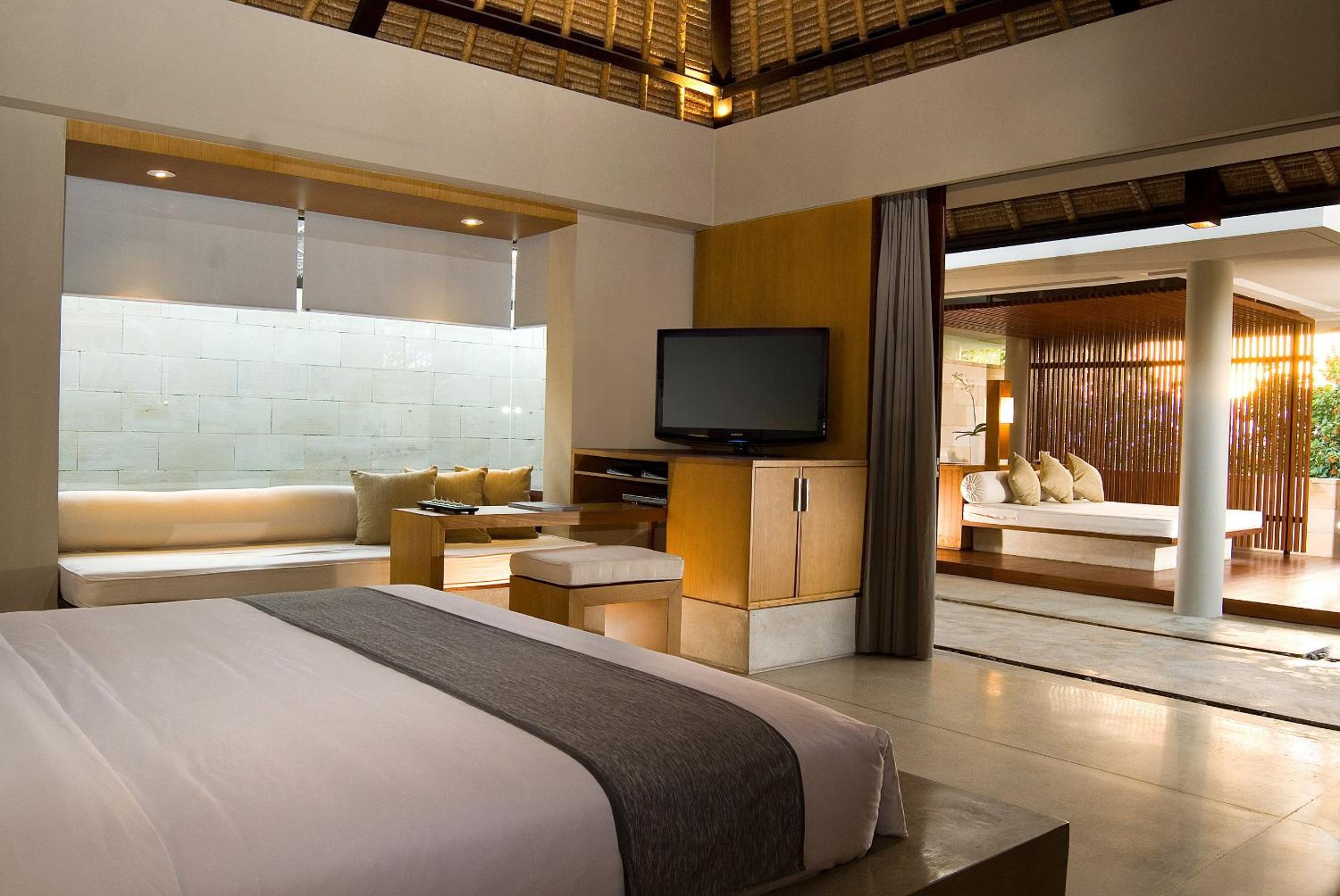 One Bedroom Private Pool Villa - Photo 10