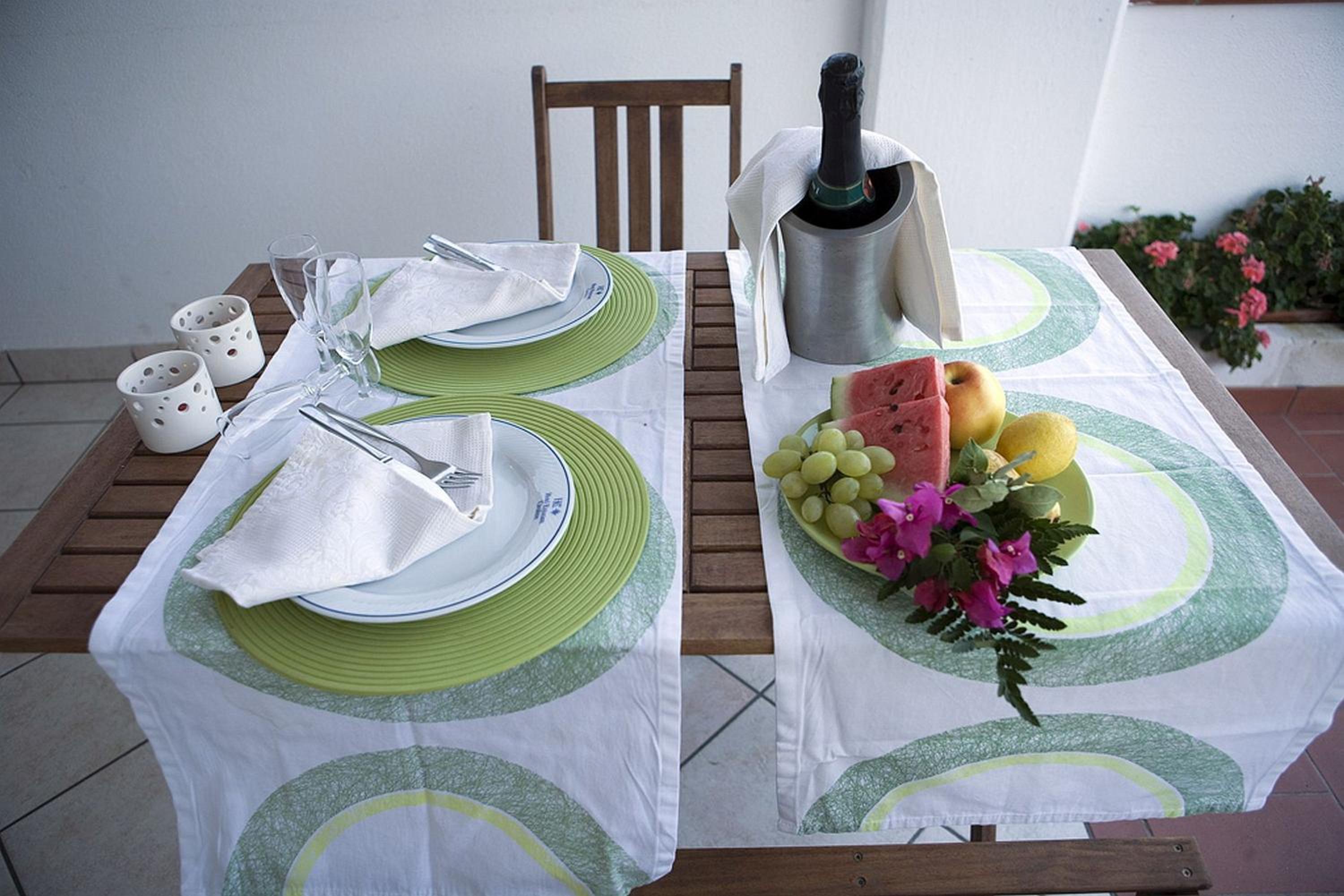 Double Room with Sea View - Photo 4