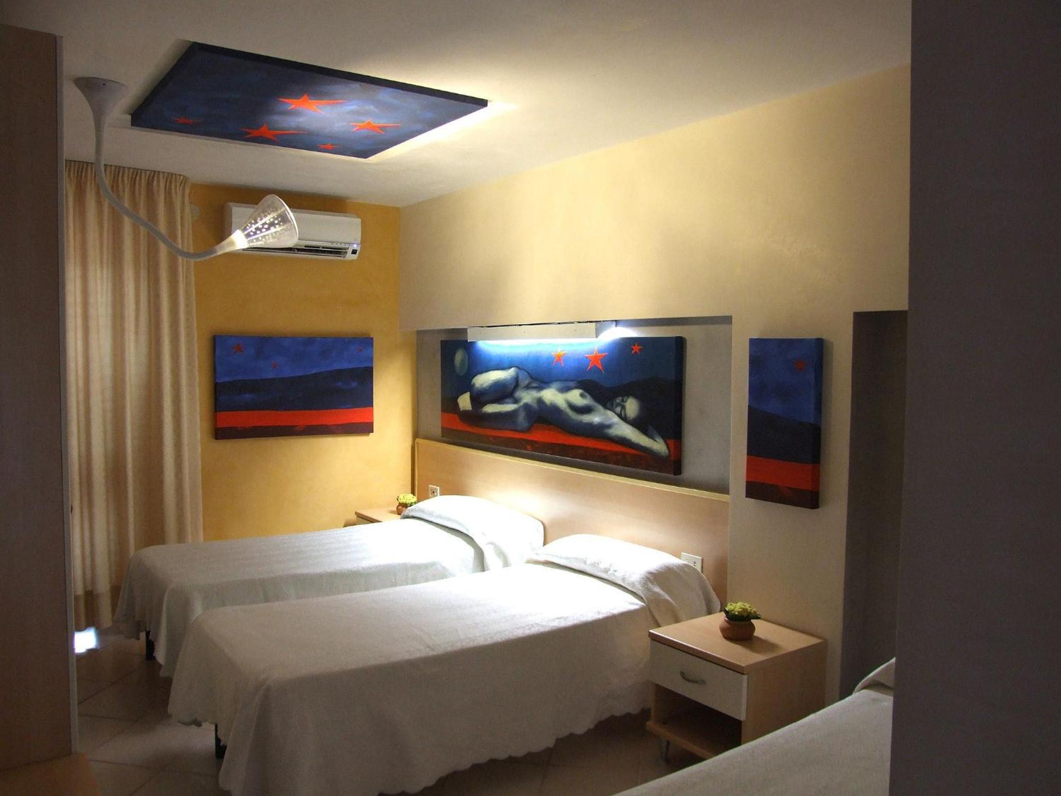 Triple Room with Terrace