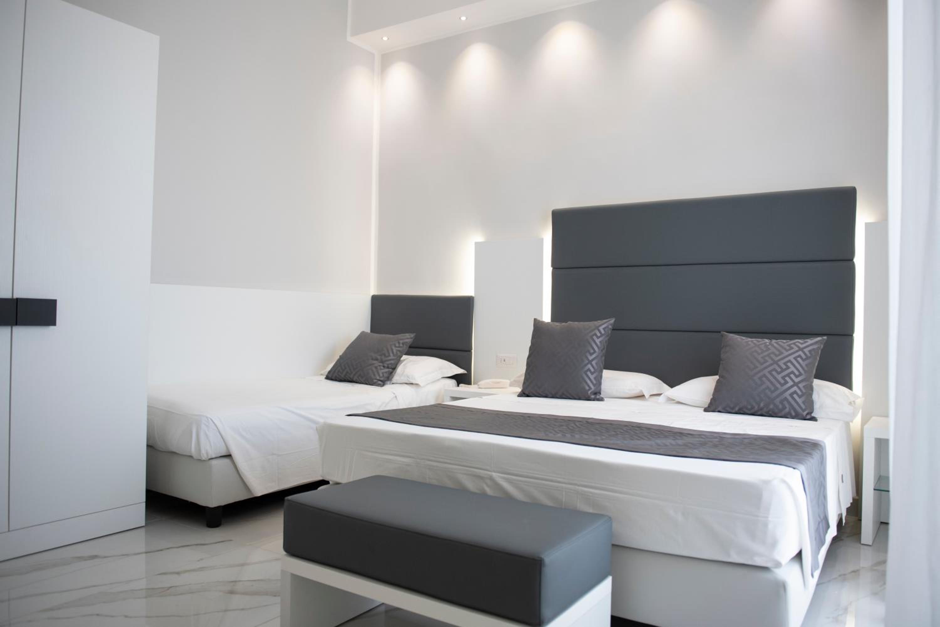 Triple Room with Balcony photo 1