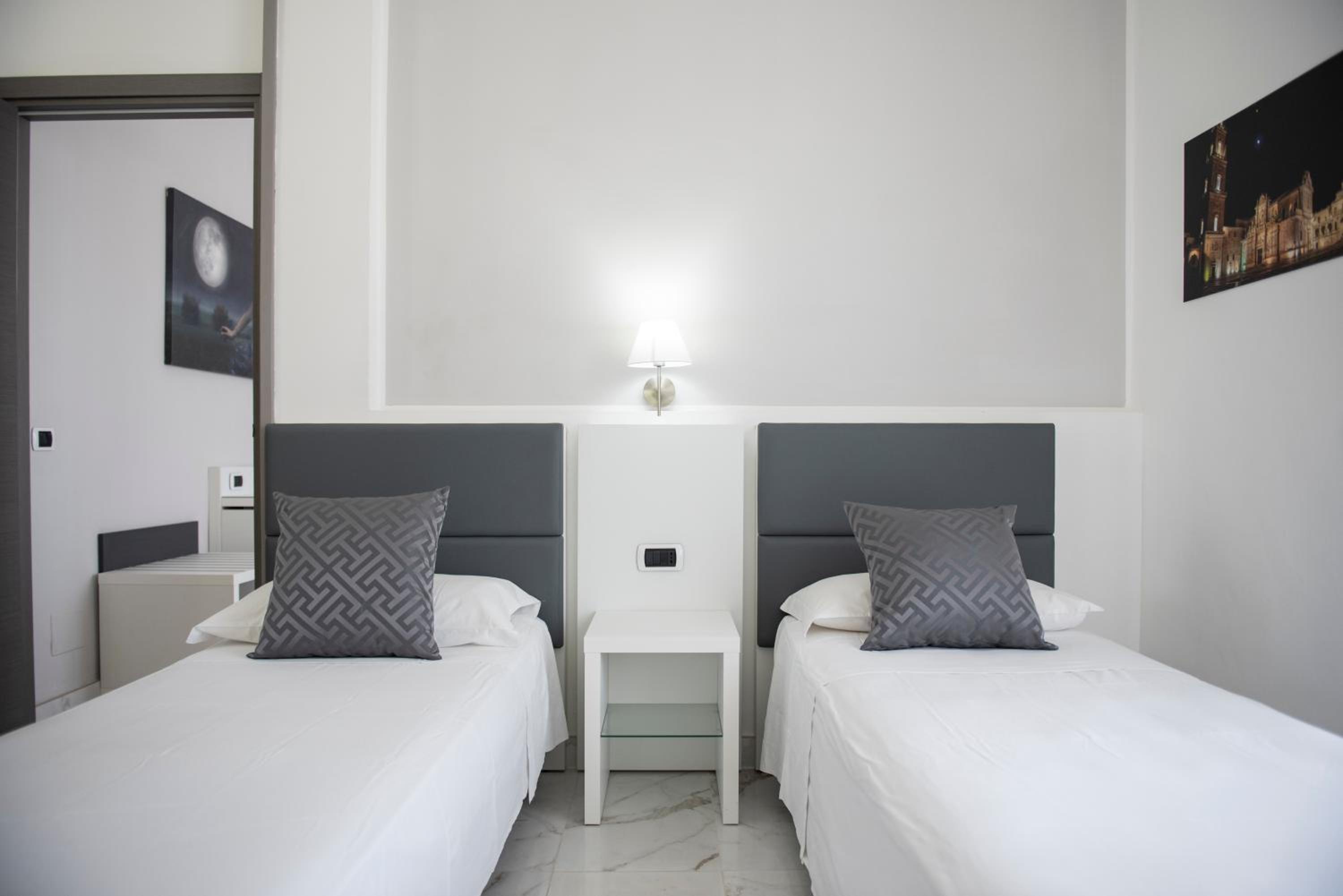 Quadruple Room with Balcony photo 2