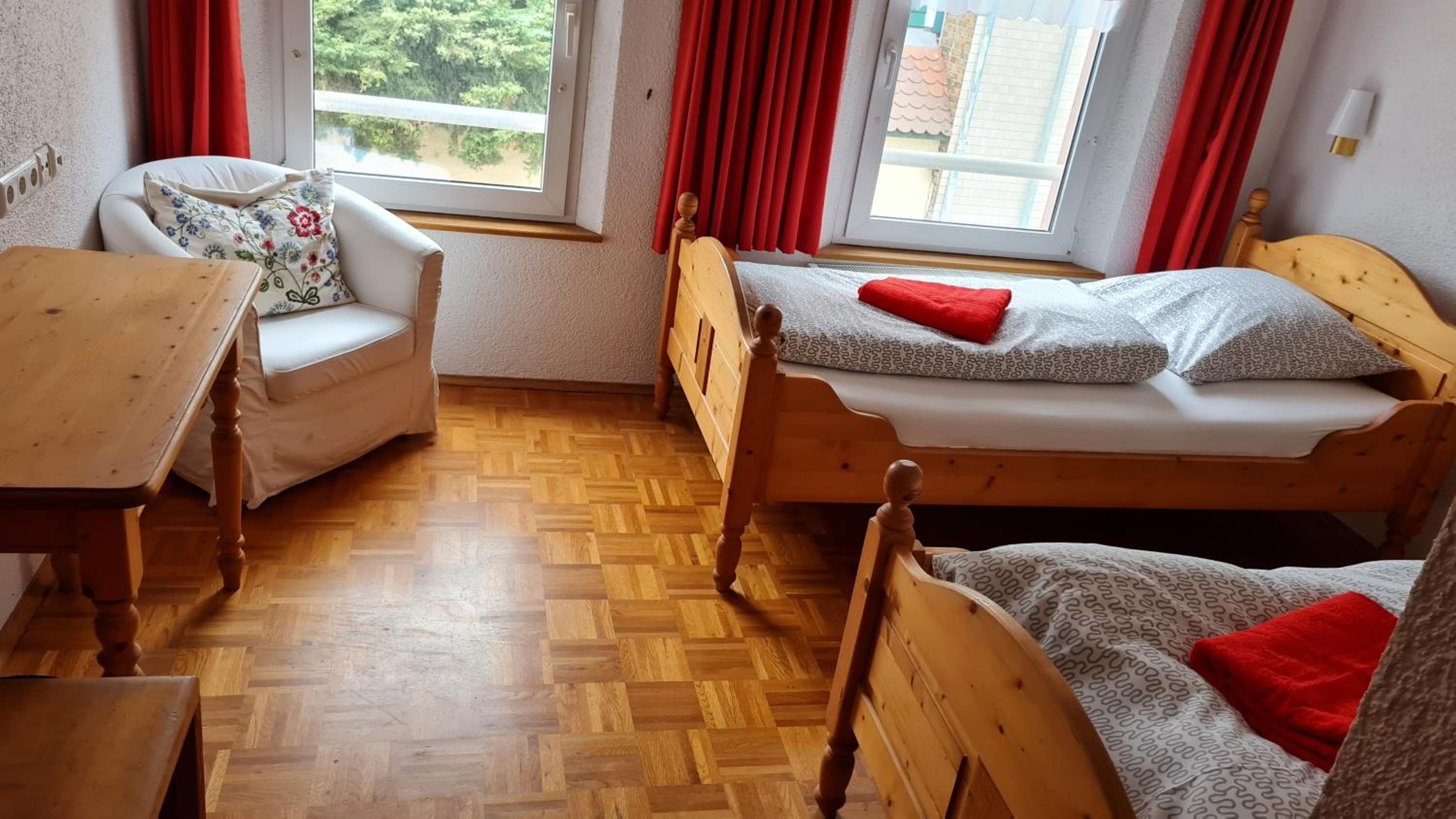 Economy Double or Twin Room - Photo 2