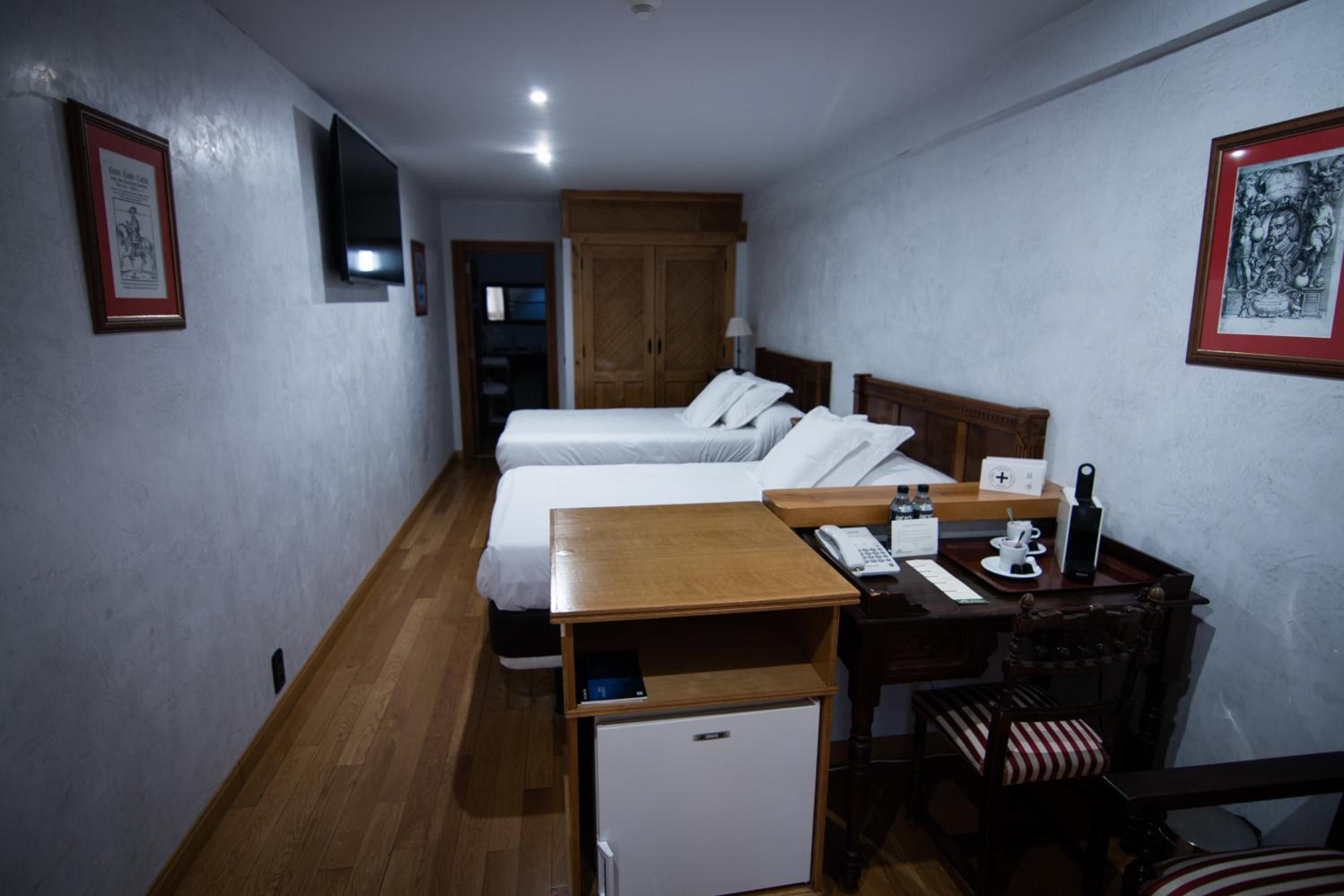 Twin Room photo 2