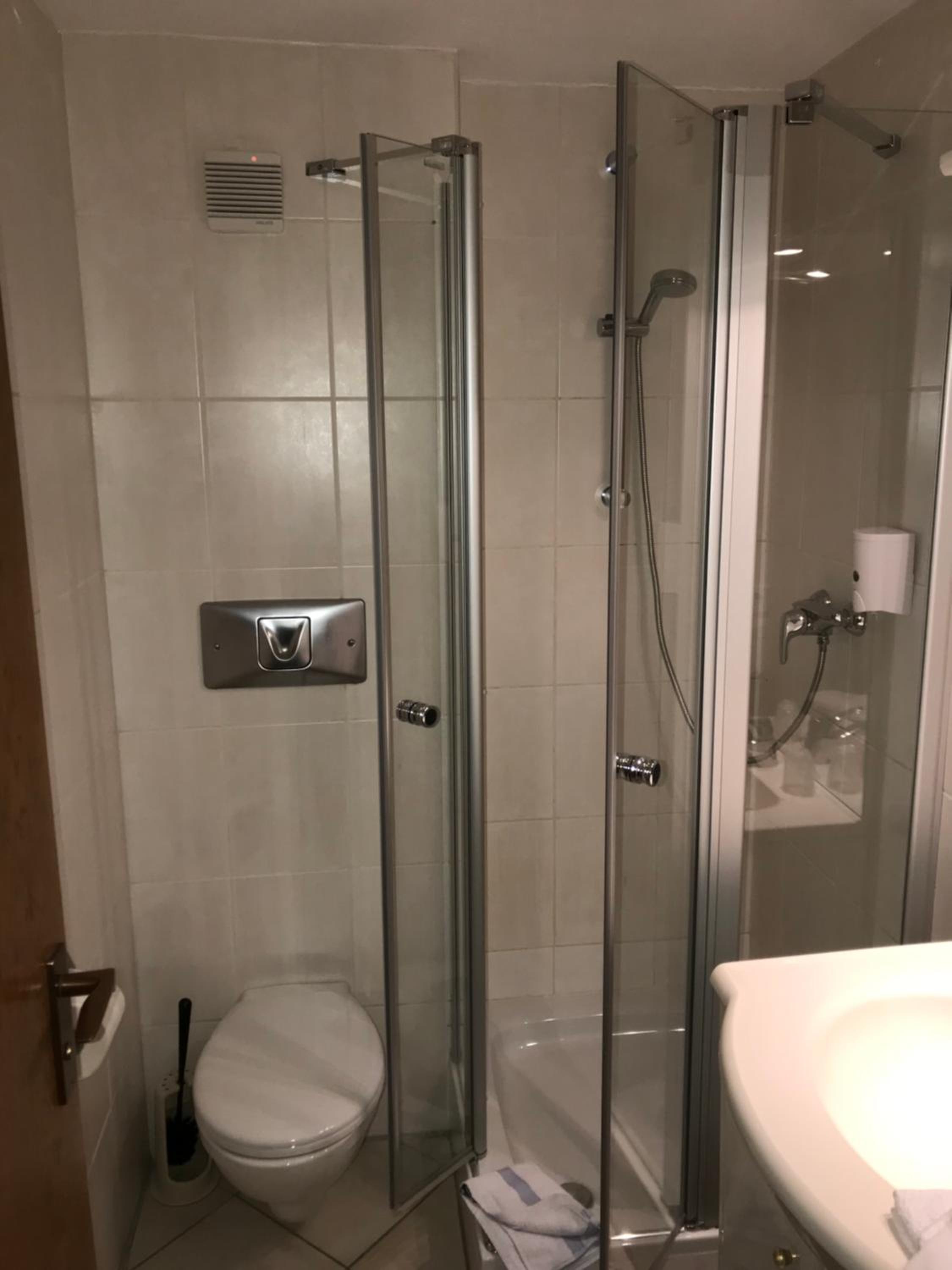 Double Room - Photo 3