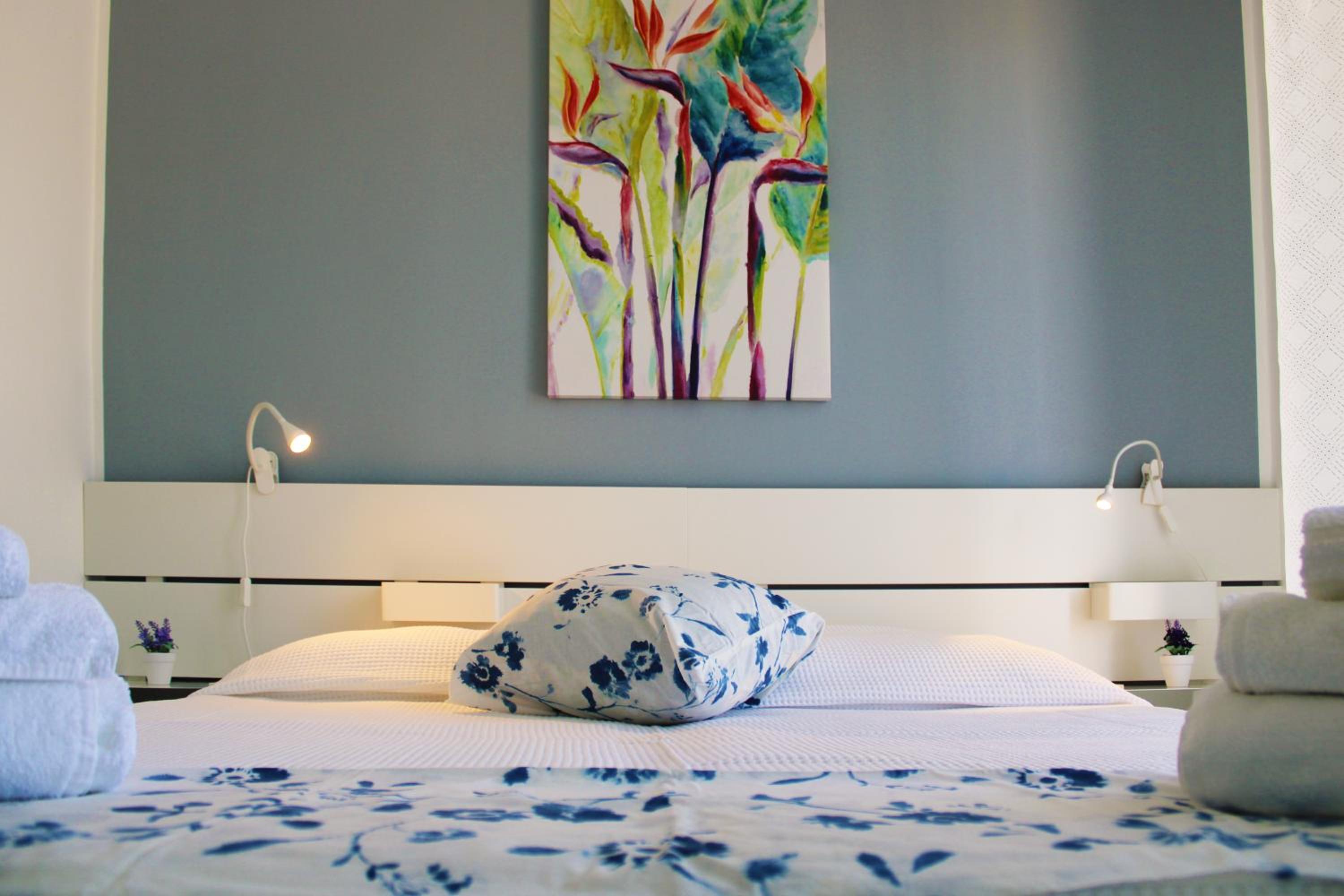Three-Bedroom Apartment - Photo 4