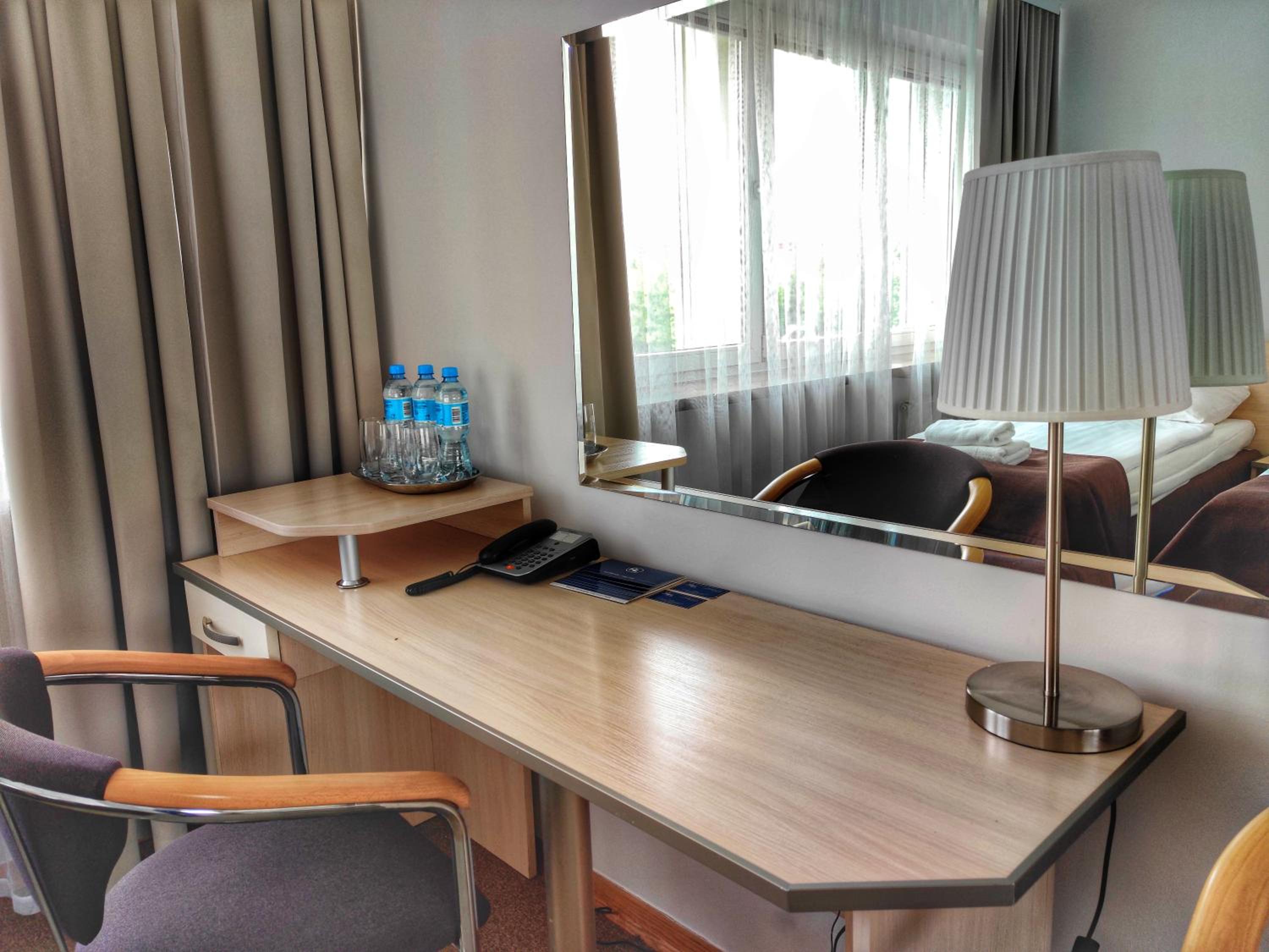 Standard Twin Room with Sofa photo 3