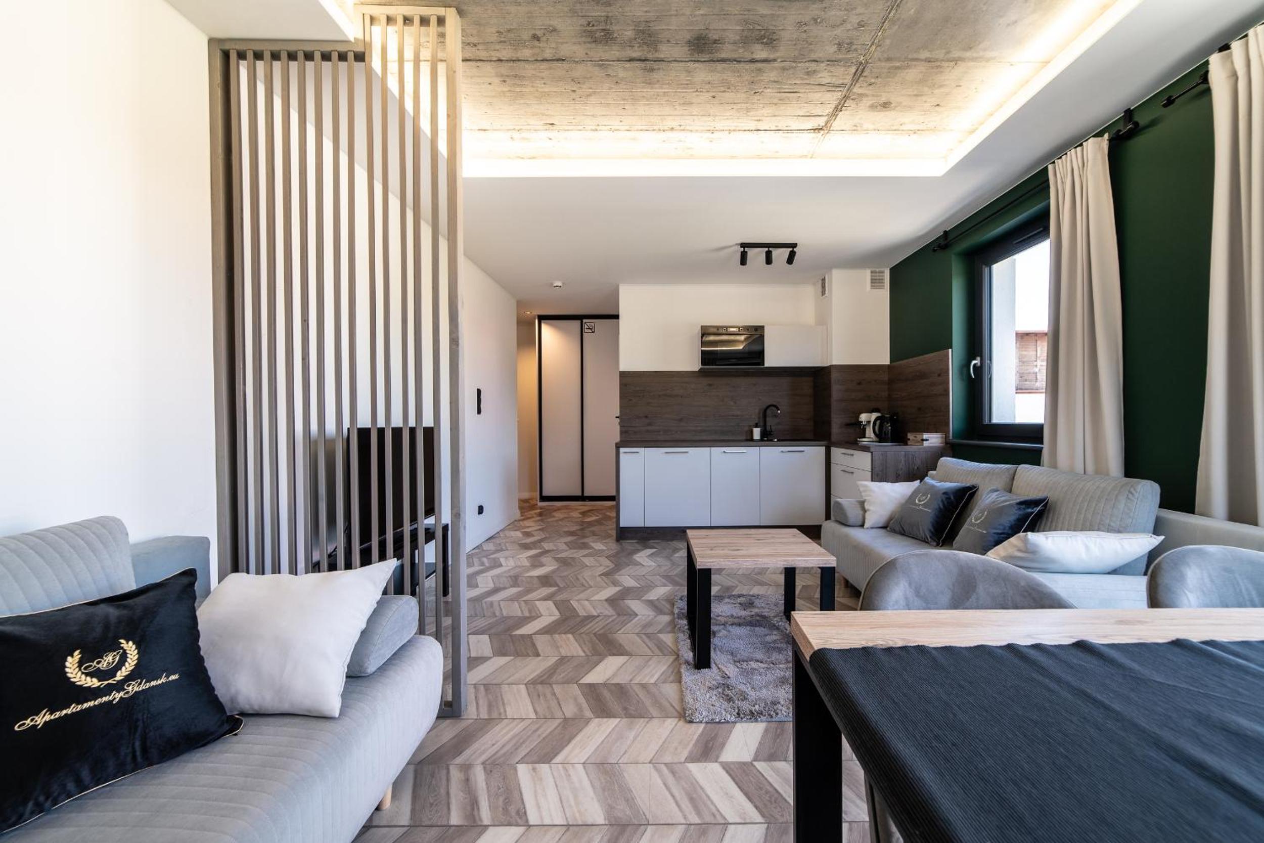 Studio Apartment - Photo 19