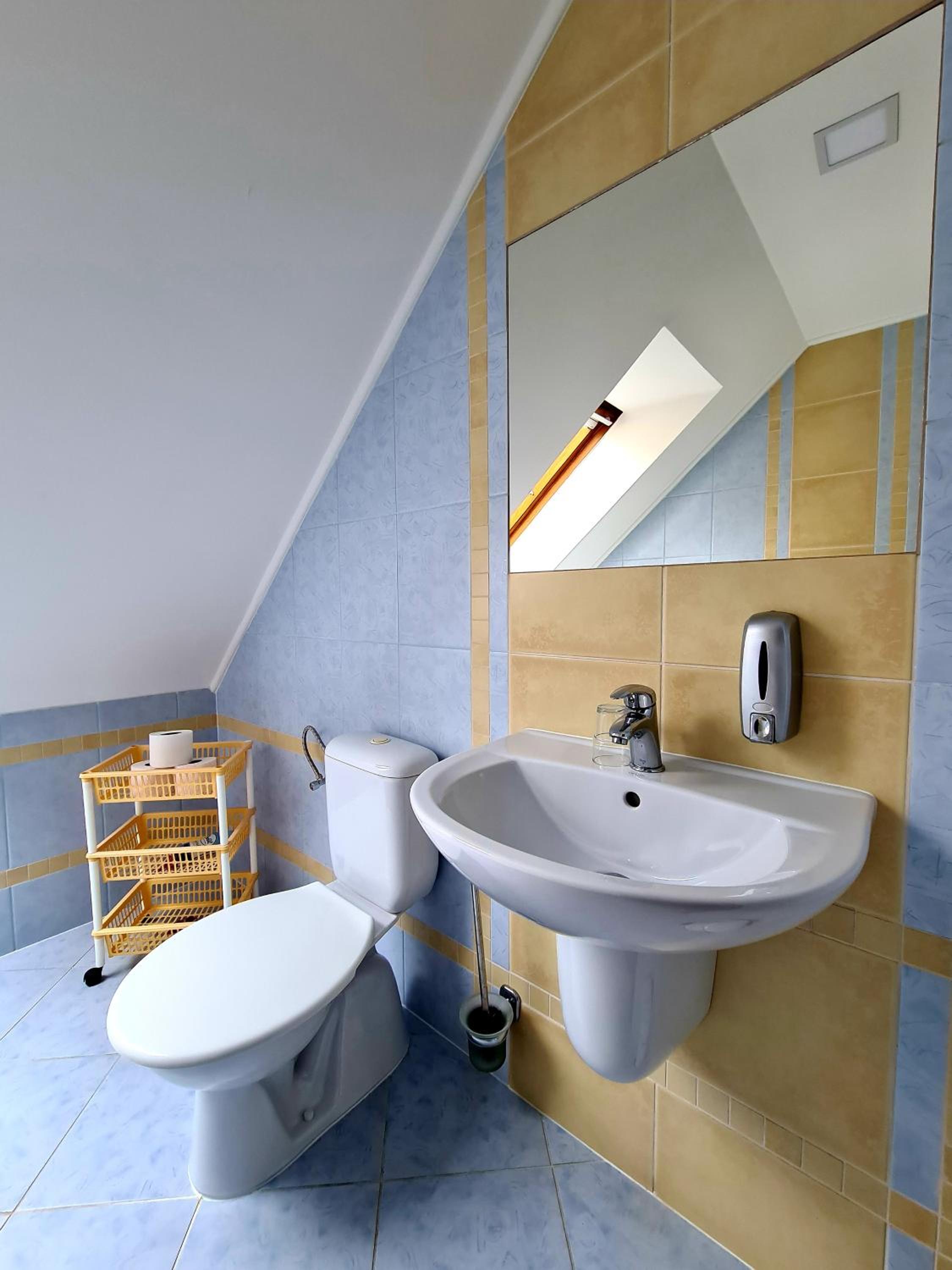 Deluxe Double Room with Bath photo 3