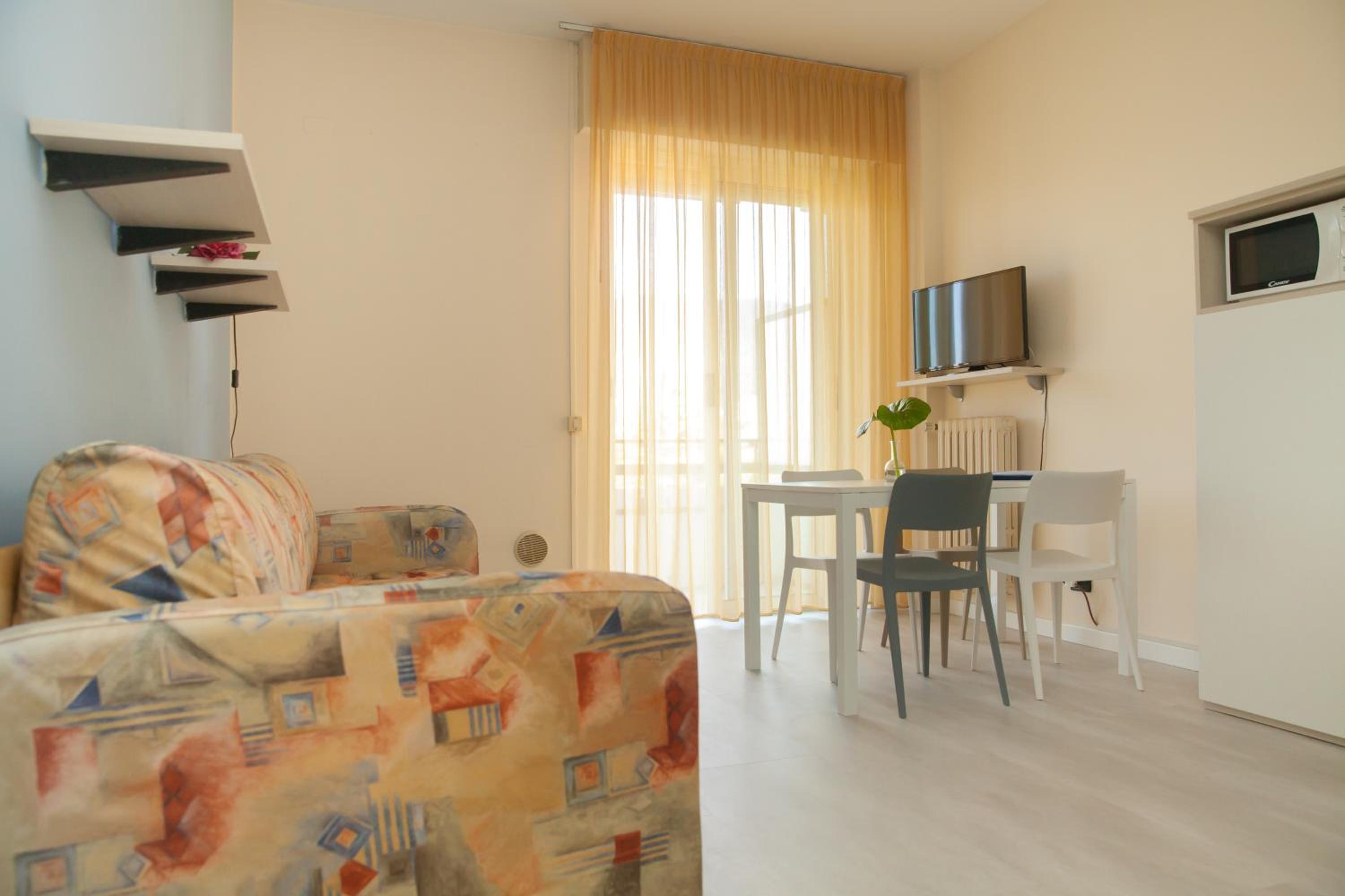 One-Bedroom Apartment photo 3
