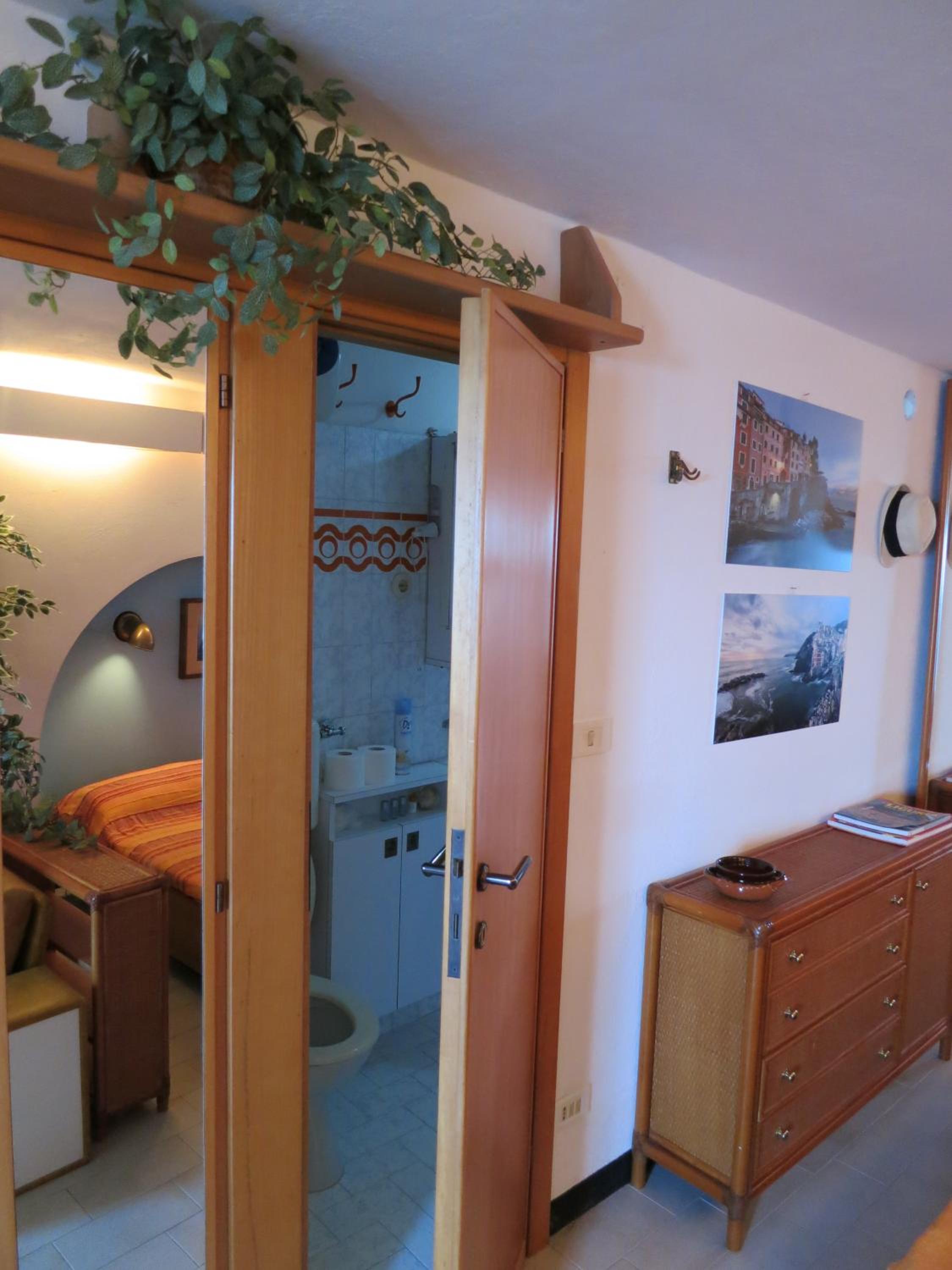 Studio Apartment with Sea View - Photo 23