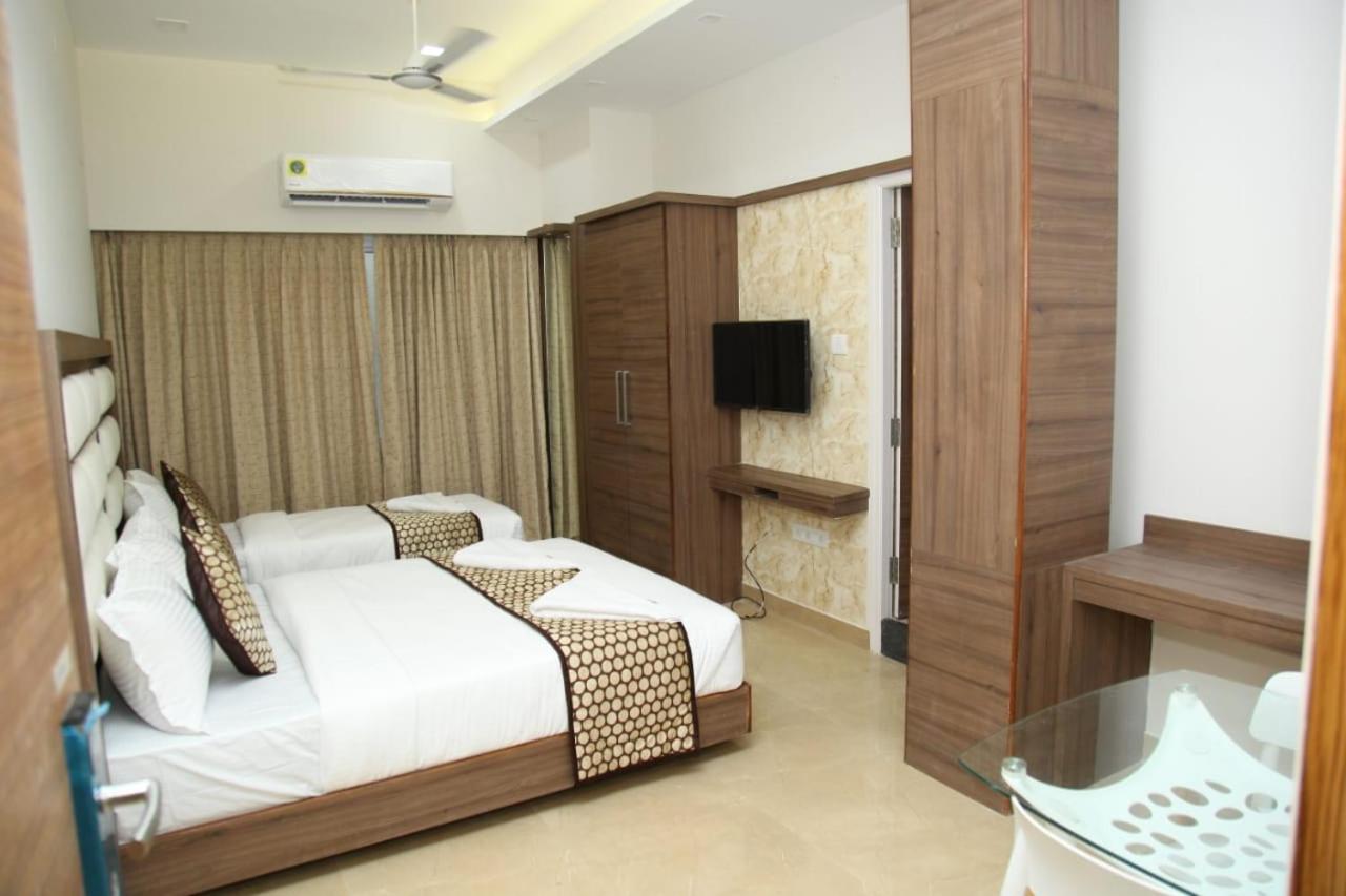 Classic Triple Room - Photo 3