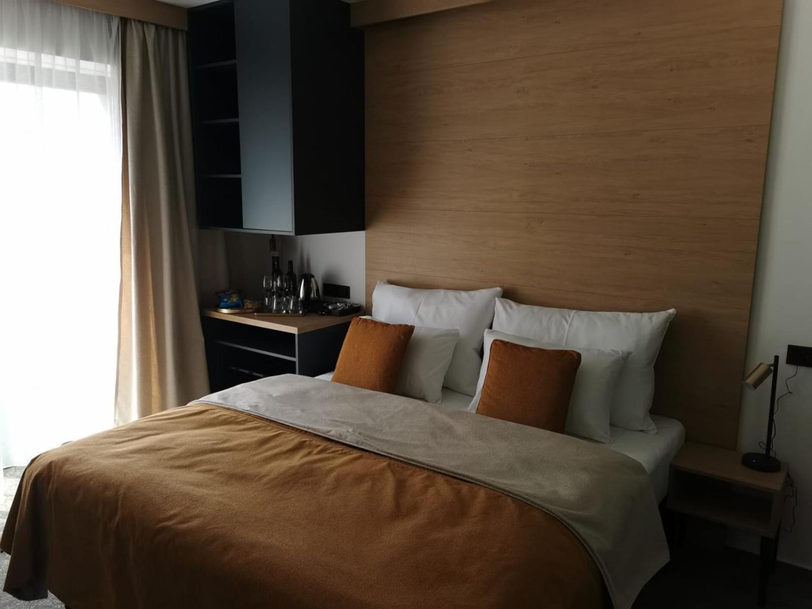 Suite with Garden View - Photo 11