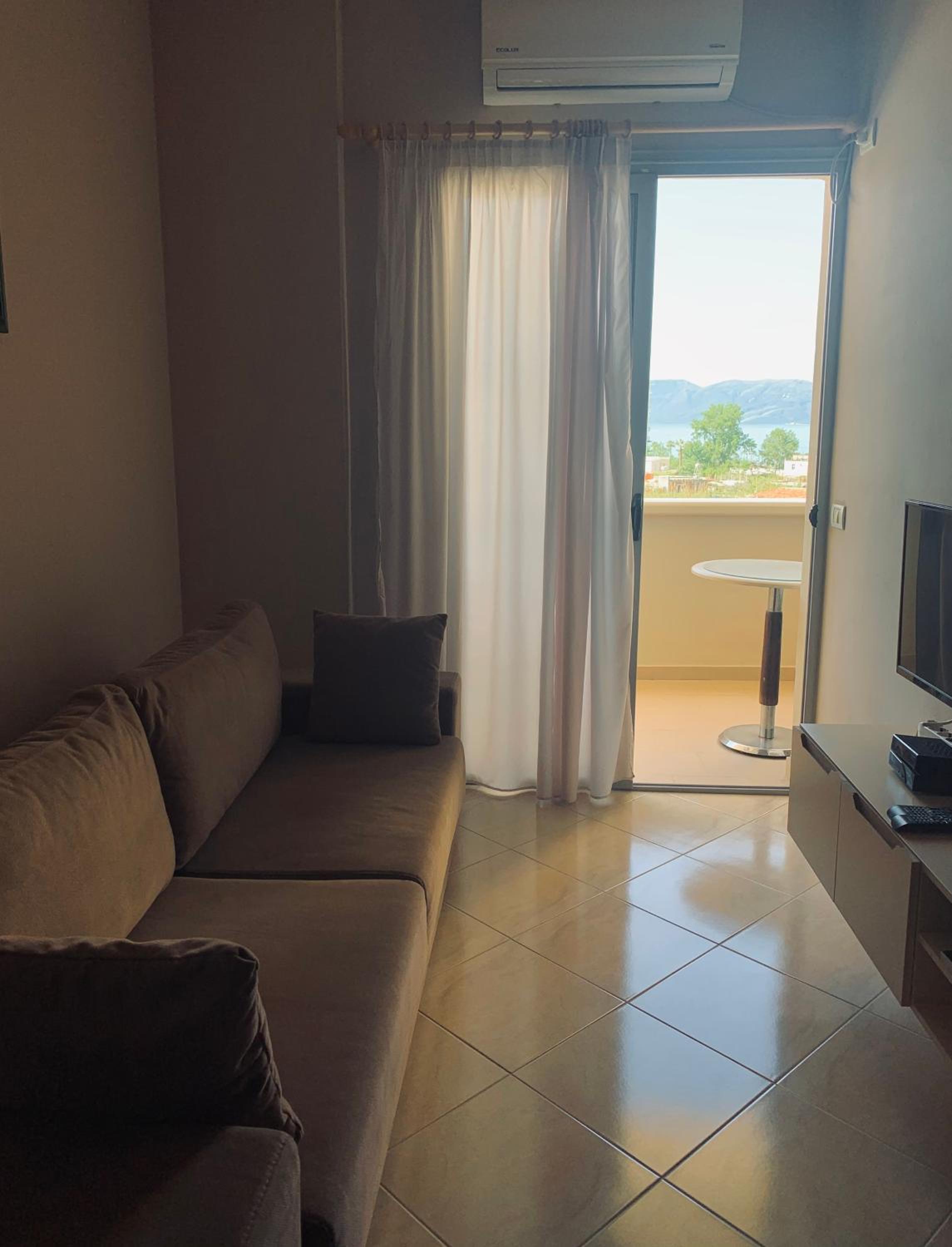 Apartment With Sea View