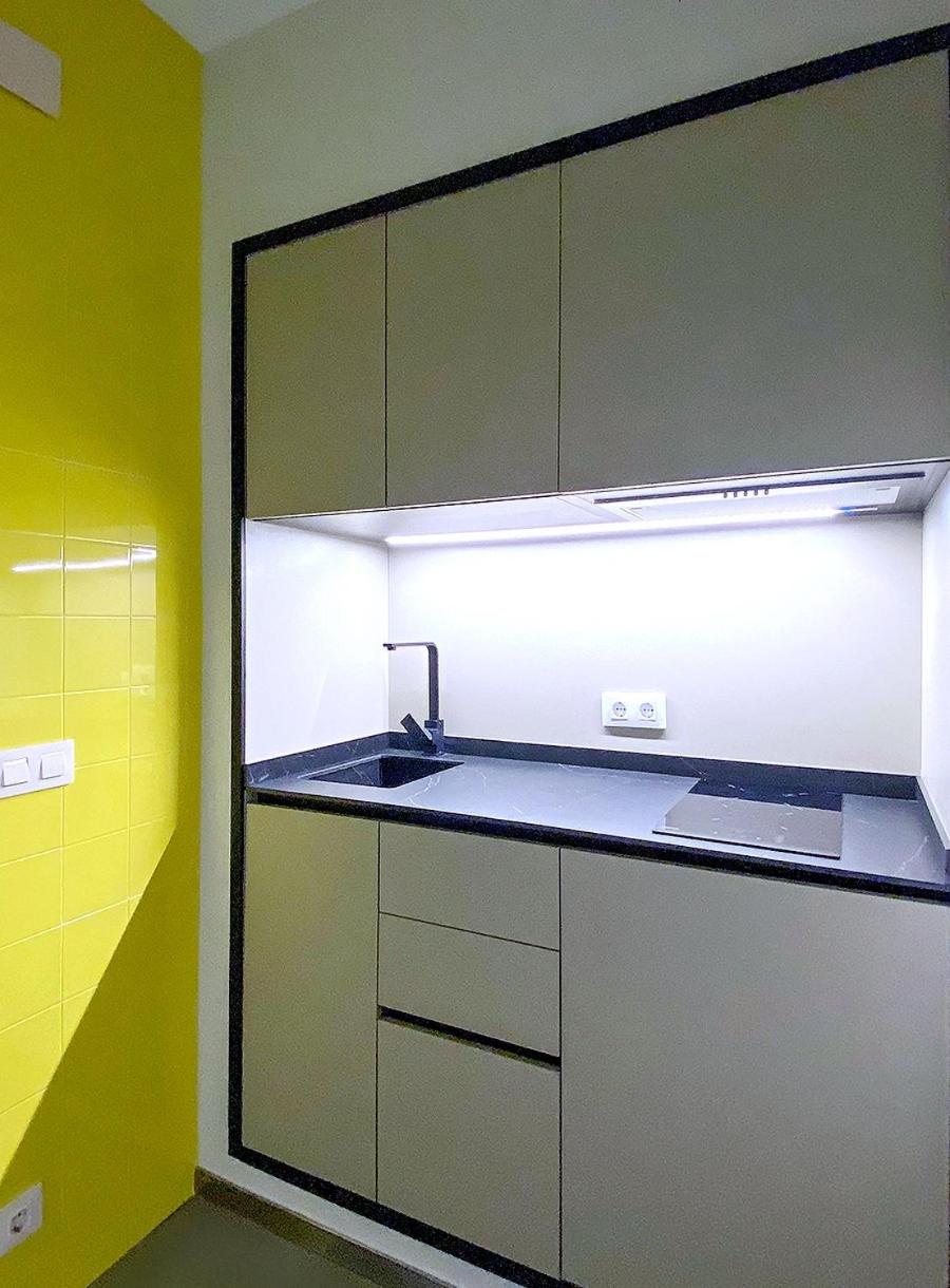 One-Bedroom Apartment - Photo 11