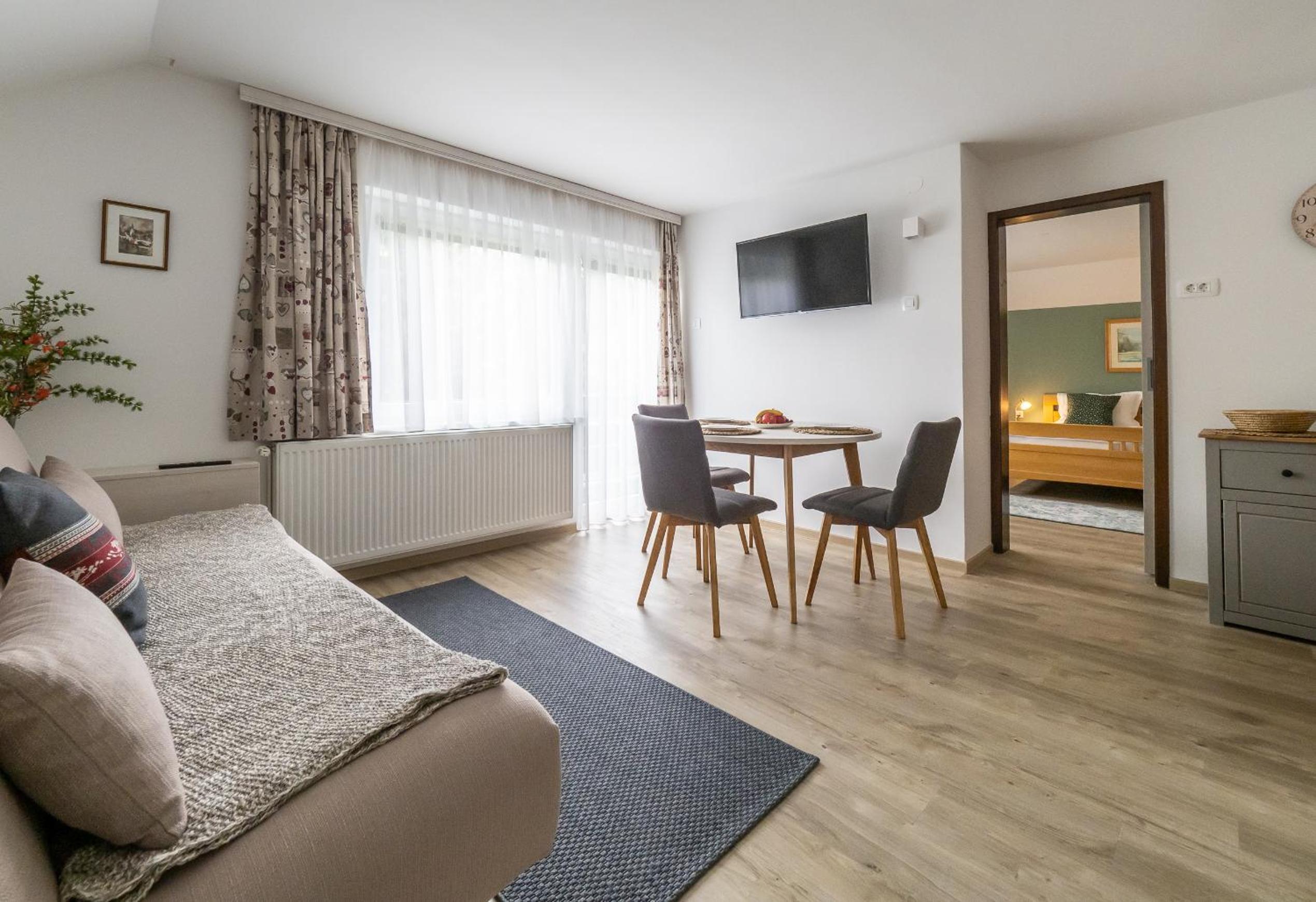 One-Bedroom Apartment with Balcony