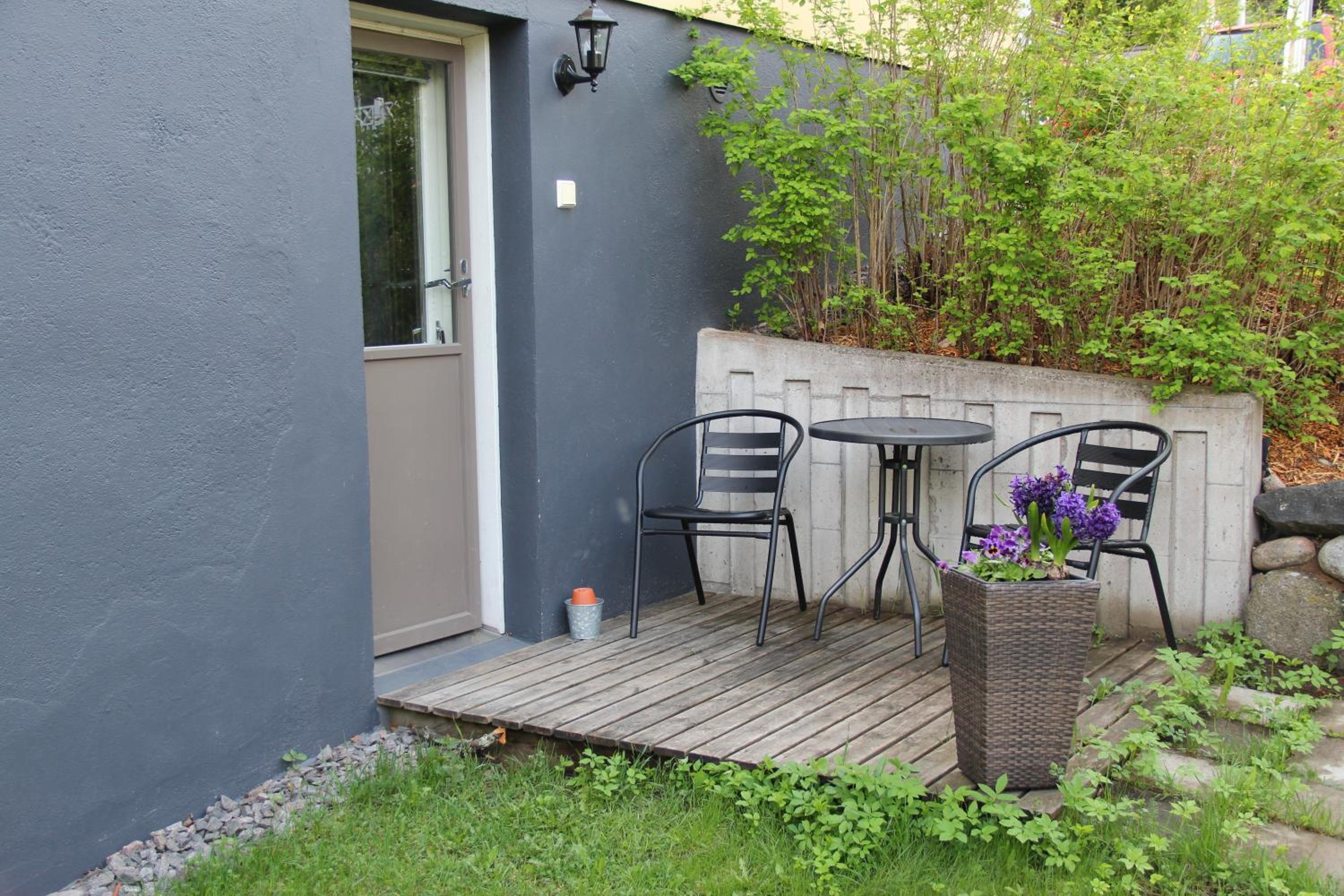 One-Bedroom Apartment with Sauna - Photo 11