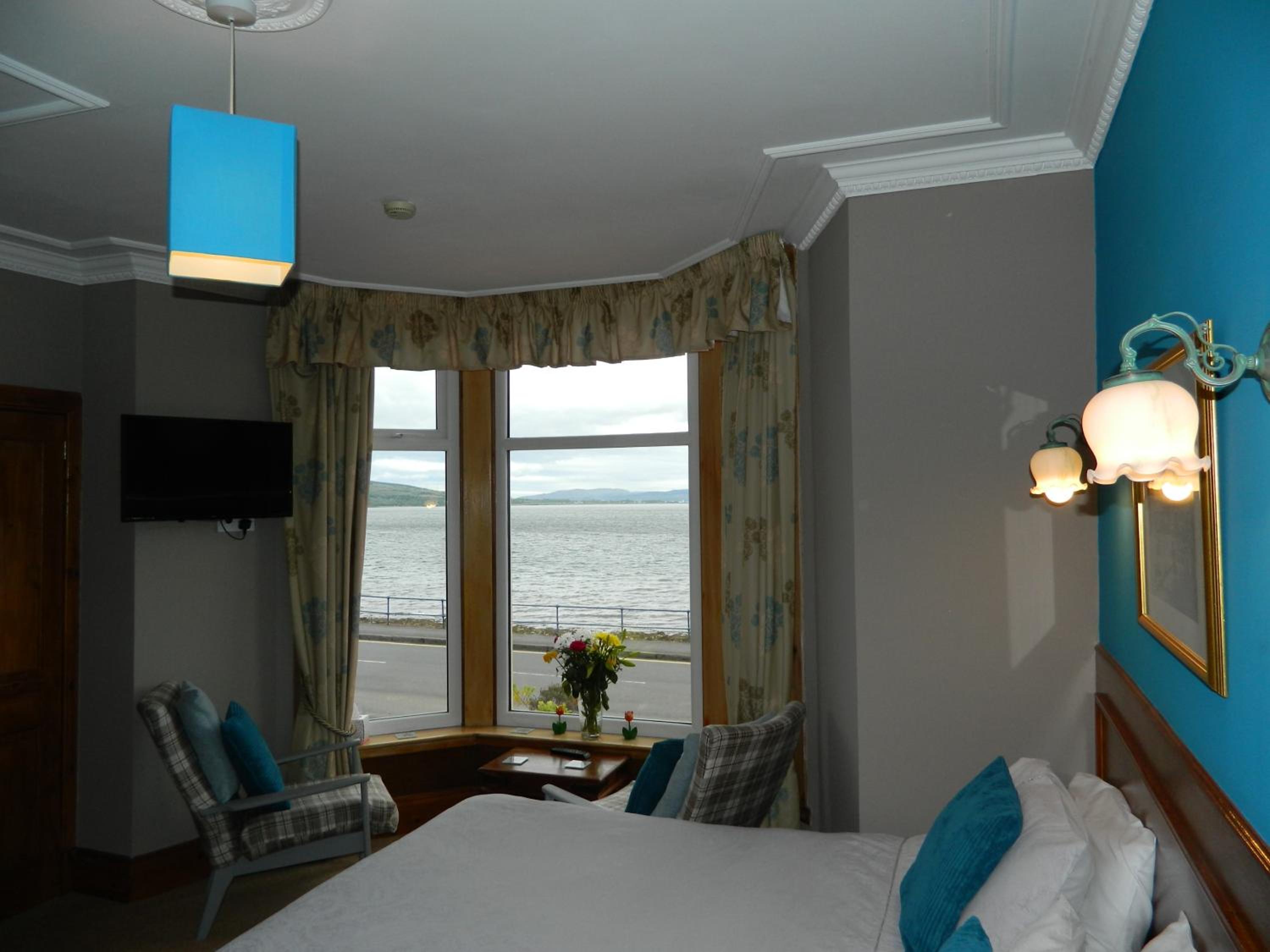 Deluxe Double or Twin Room with Sea View photo 2